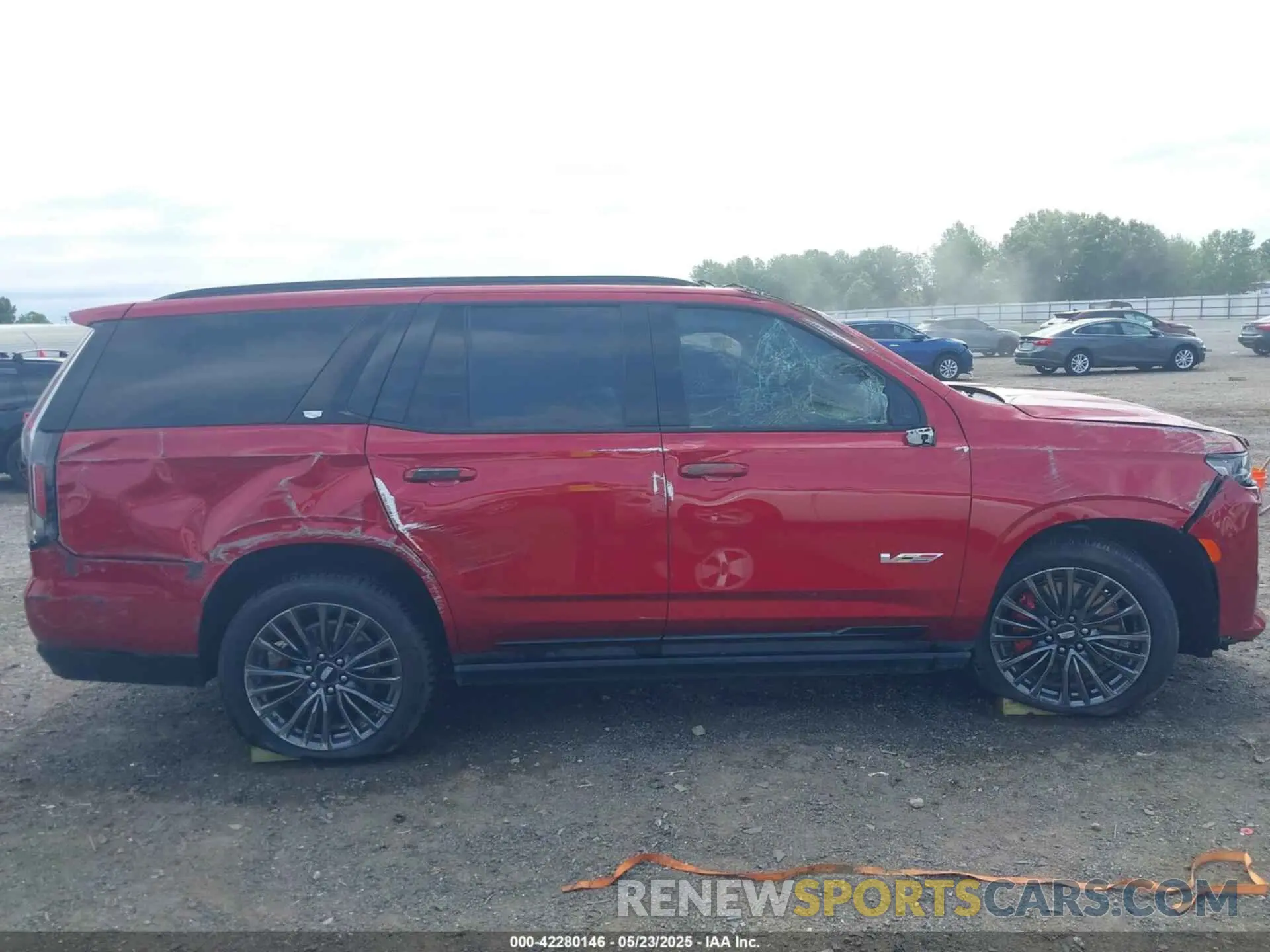 12 Photograph of a damaged car 1GYS4HK99RR339334 CADILLAC ESCALADE 2024