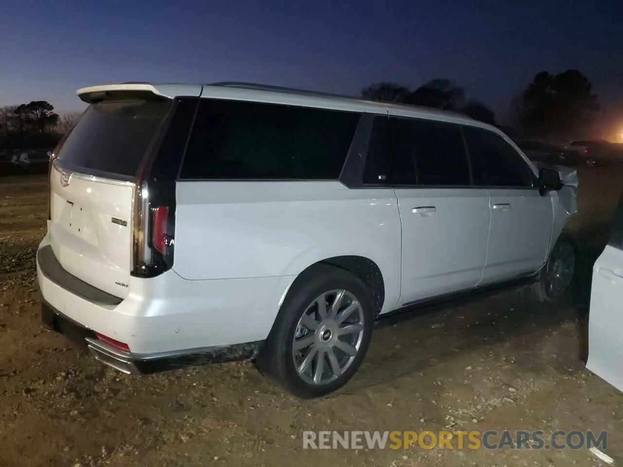 3 Photograph of a damaged car 1GYS4MKL5RR266838 CADILLAC ESCALADE 2024
