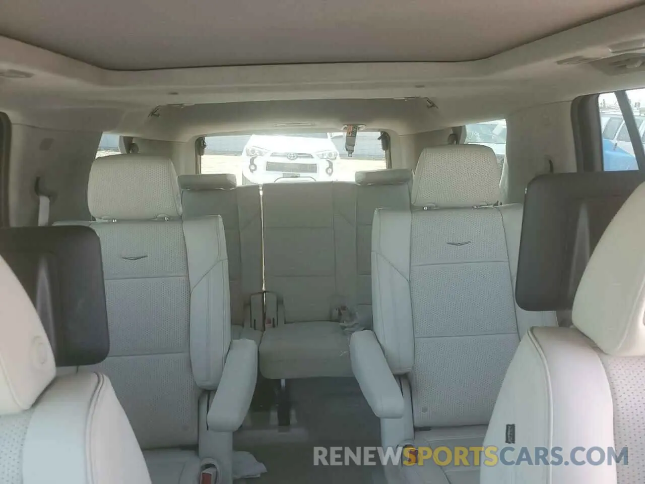 10 Photograph of a damaged car 1GYS9GRL2SR150916 CADILLAC ESCALADE 2025