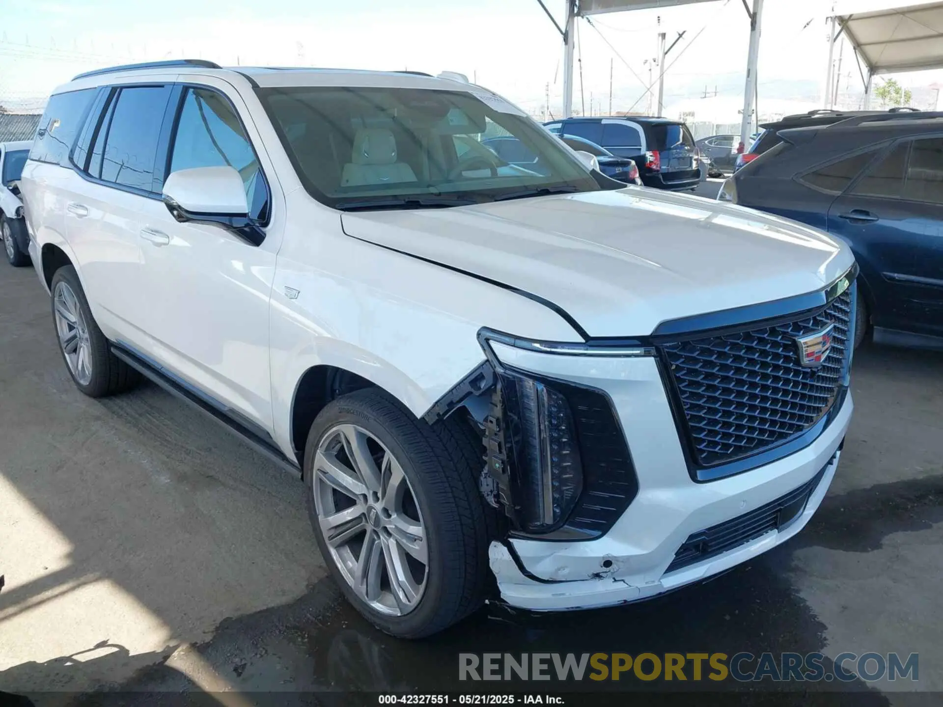 1 Photograph of a damaged car 1GYS9GRL5SR121703 CADILLAC ESCALADE 2025