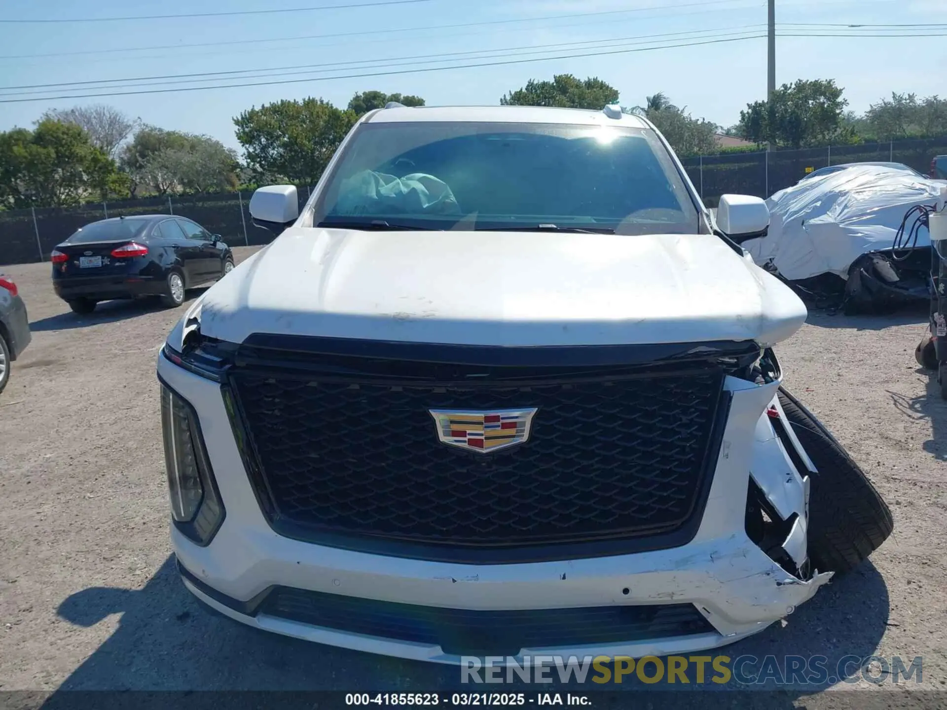 12 Photograph of a damaged car 1GYS9GRL7SR168408 CADILLAC ESCALADE 2025