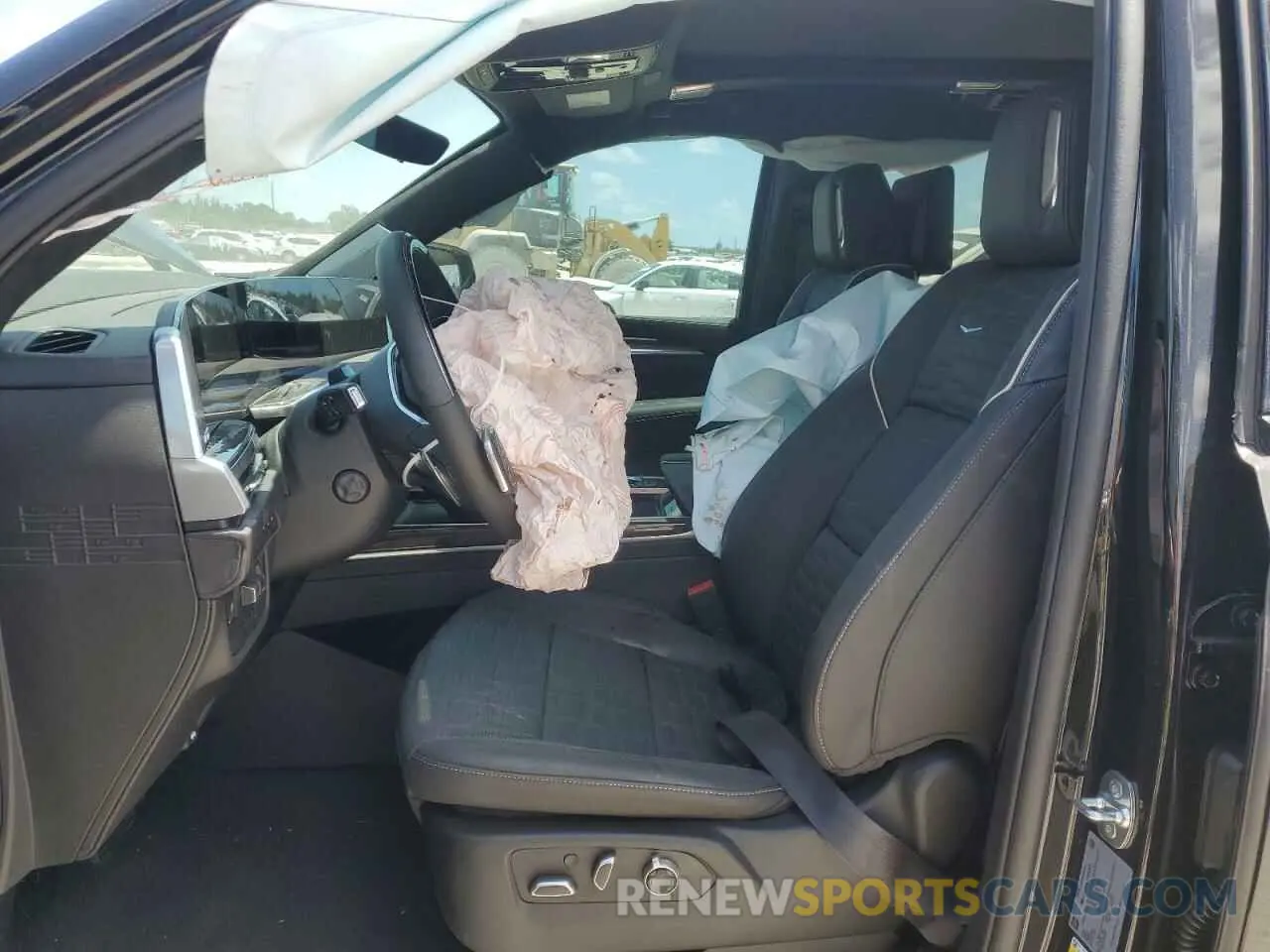 7 Photograph of a damaged car 1GYS9RRL1SR259928 CADILLAC ESCALADE 2025