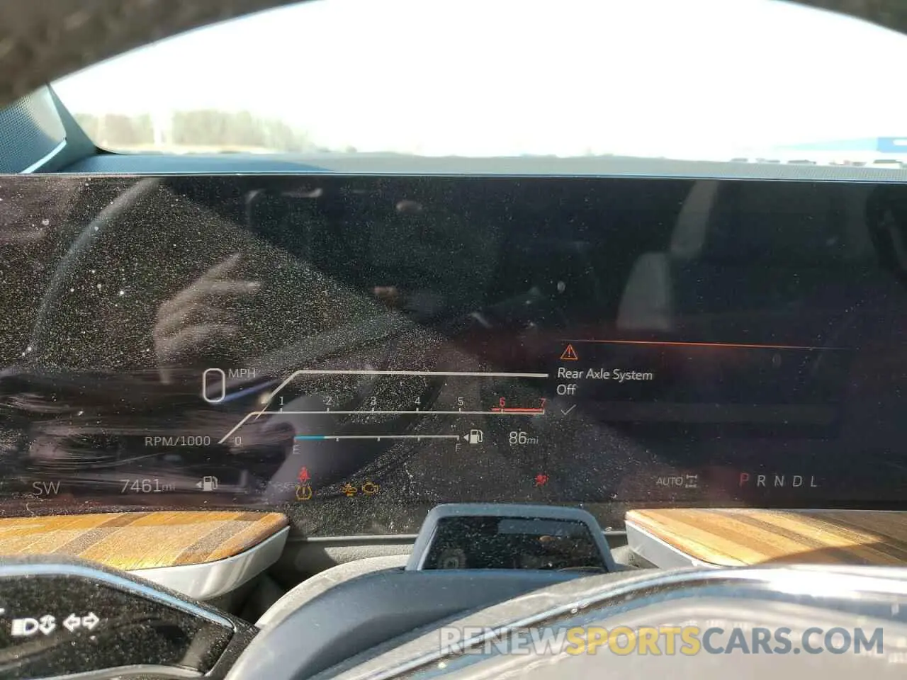 9 Photograph of a damaged car 1GYS9RRLXSR102771 CADILLAC ESCALADE 2025