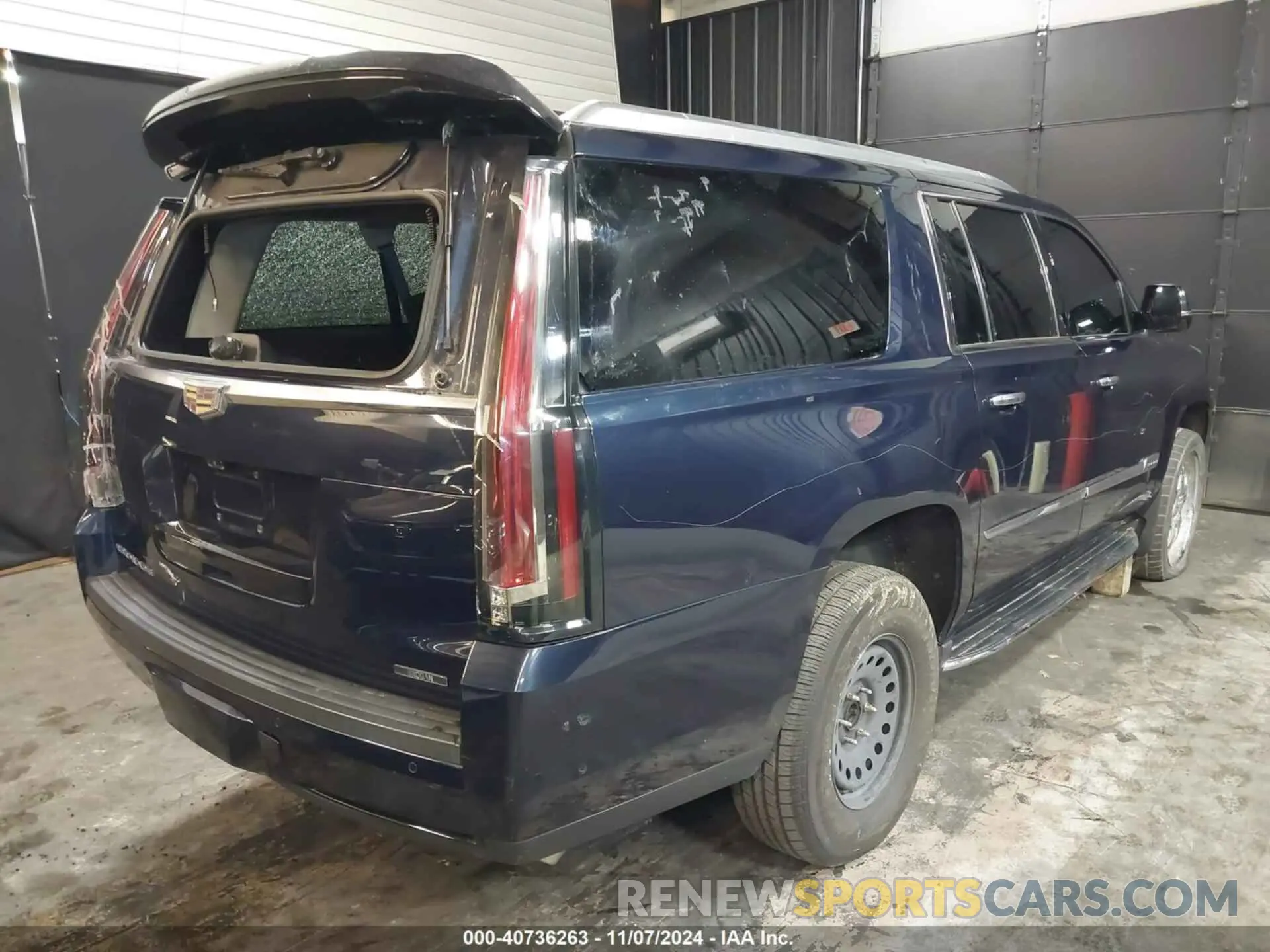 4 Photograph of a damaged car 1GYS4HKJ1KR344432 CADILLAC ESCALADE ESV 2019