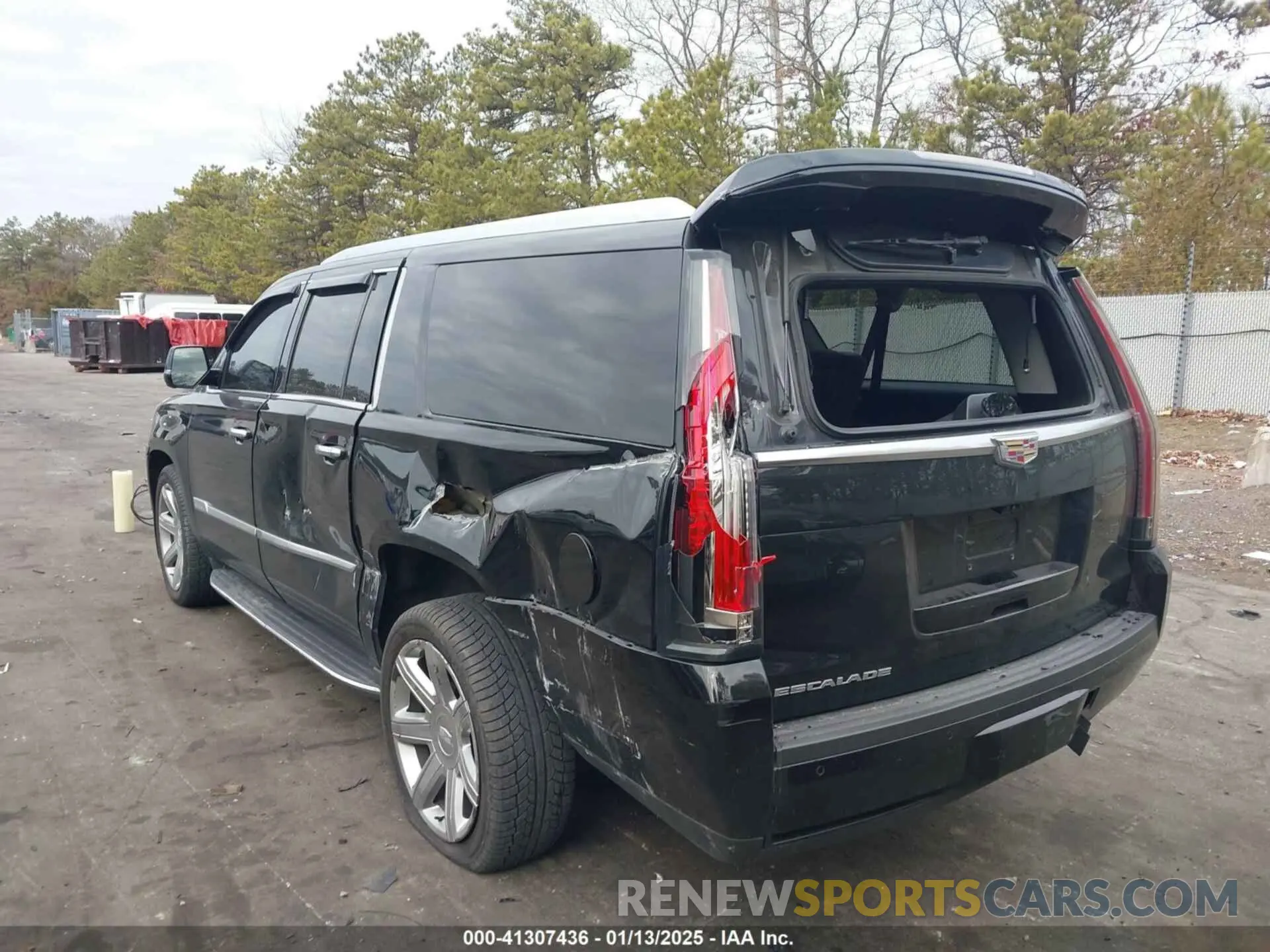 3 Photograph of a damaged car 1GYS4HKJ5KR113873 CADILLAC ESCALADE ESV 2019