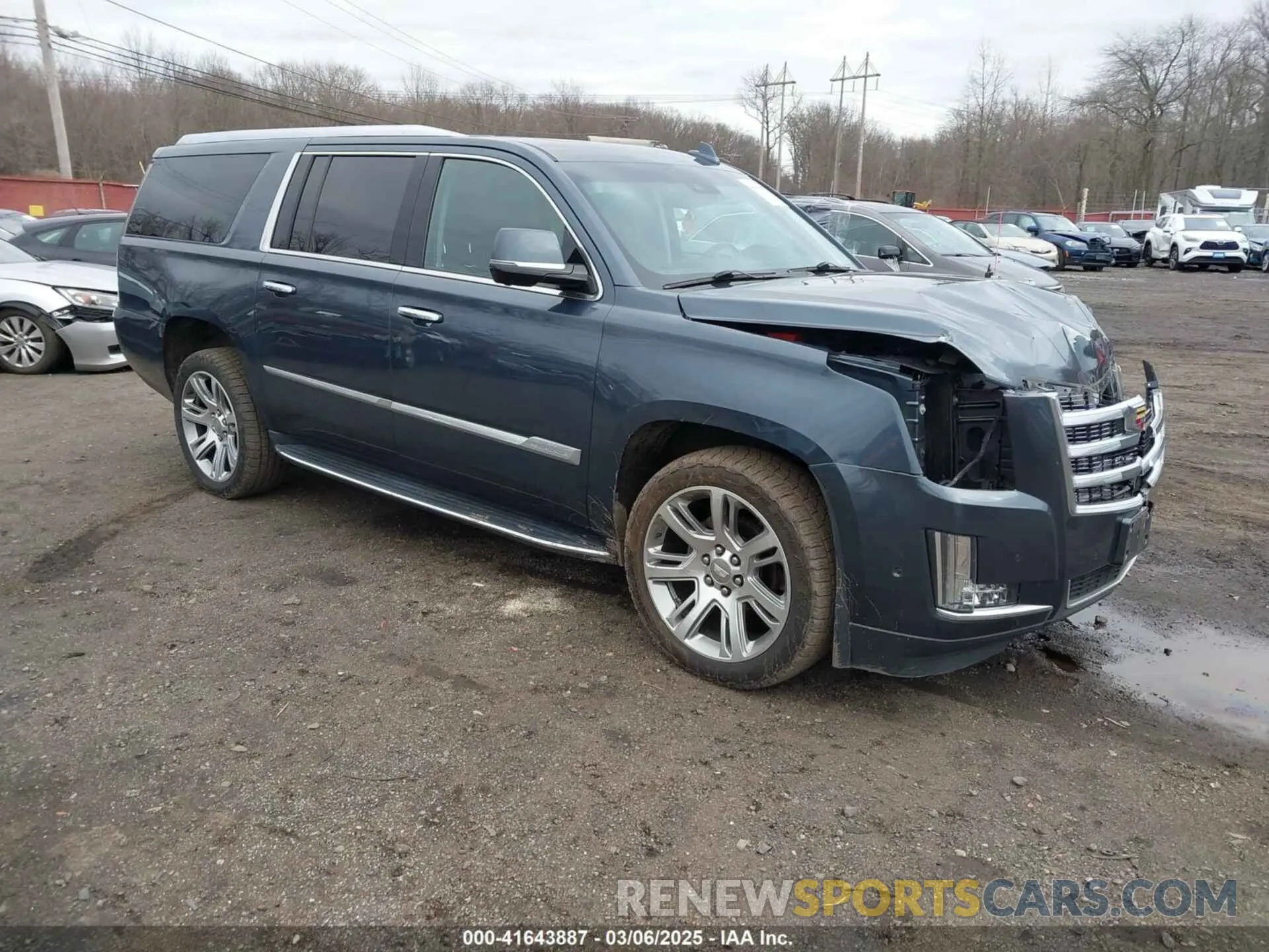 1 Photograph of a damaged car 1GYS4HKJ5KR181557 CADILLAC ESCALADE ESV 2019