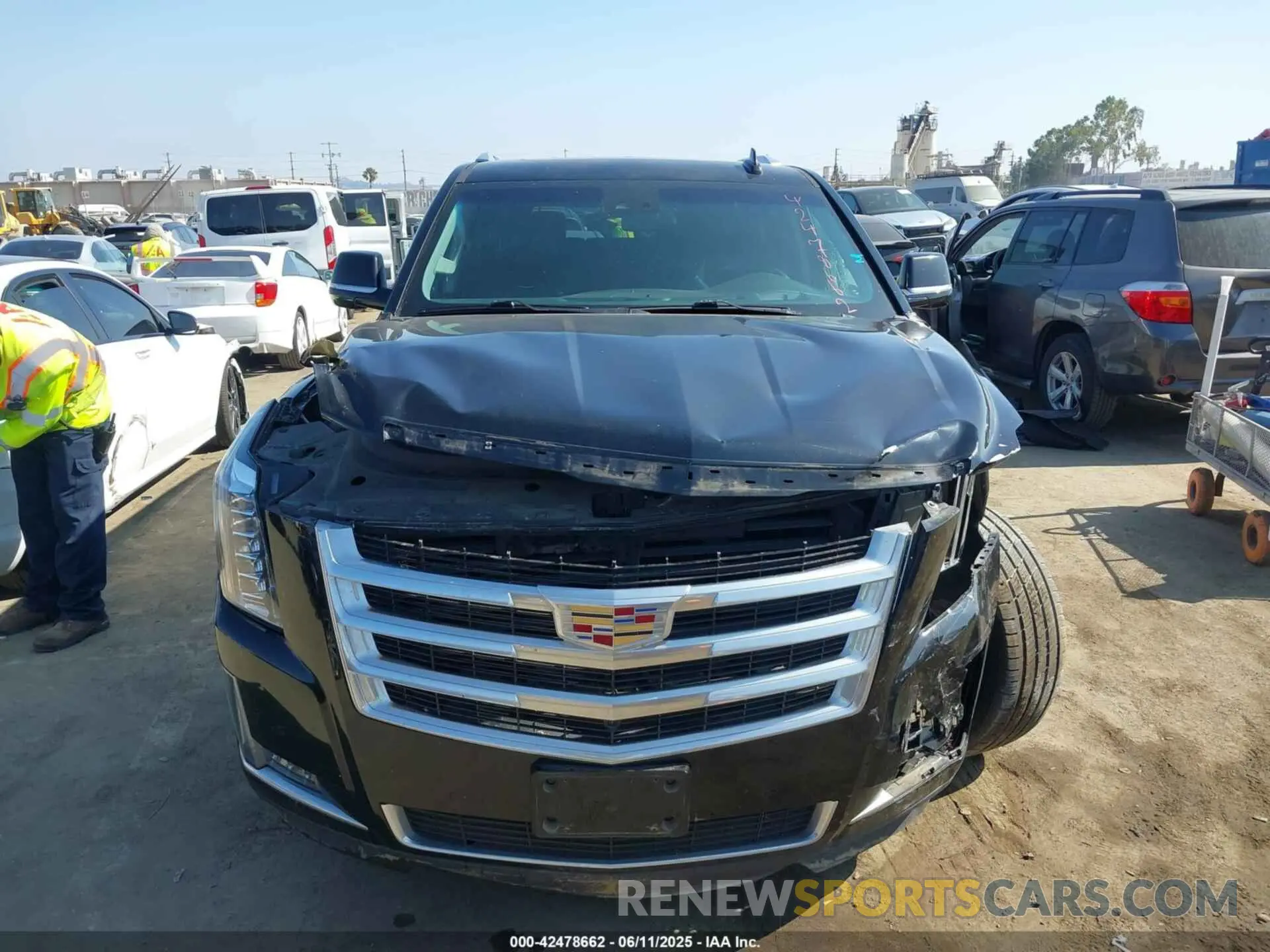 12 Photograph of a damaged car 1GYS4HKJ9KR185367 CADILLAC ESCALADE ESV 2019
