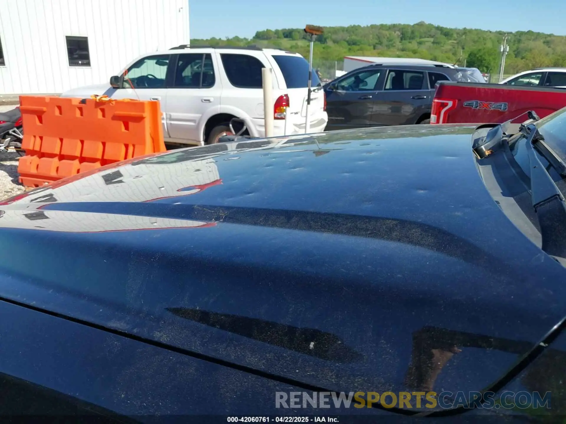 6 Photograph of a damaged car 1GYS4HKJXKR389014 CADILLAC ESCALADE ESV 2019