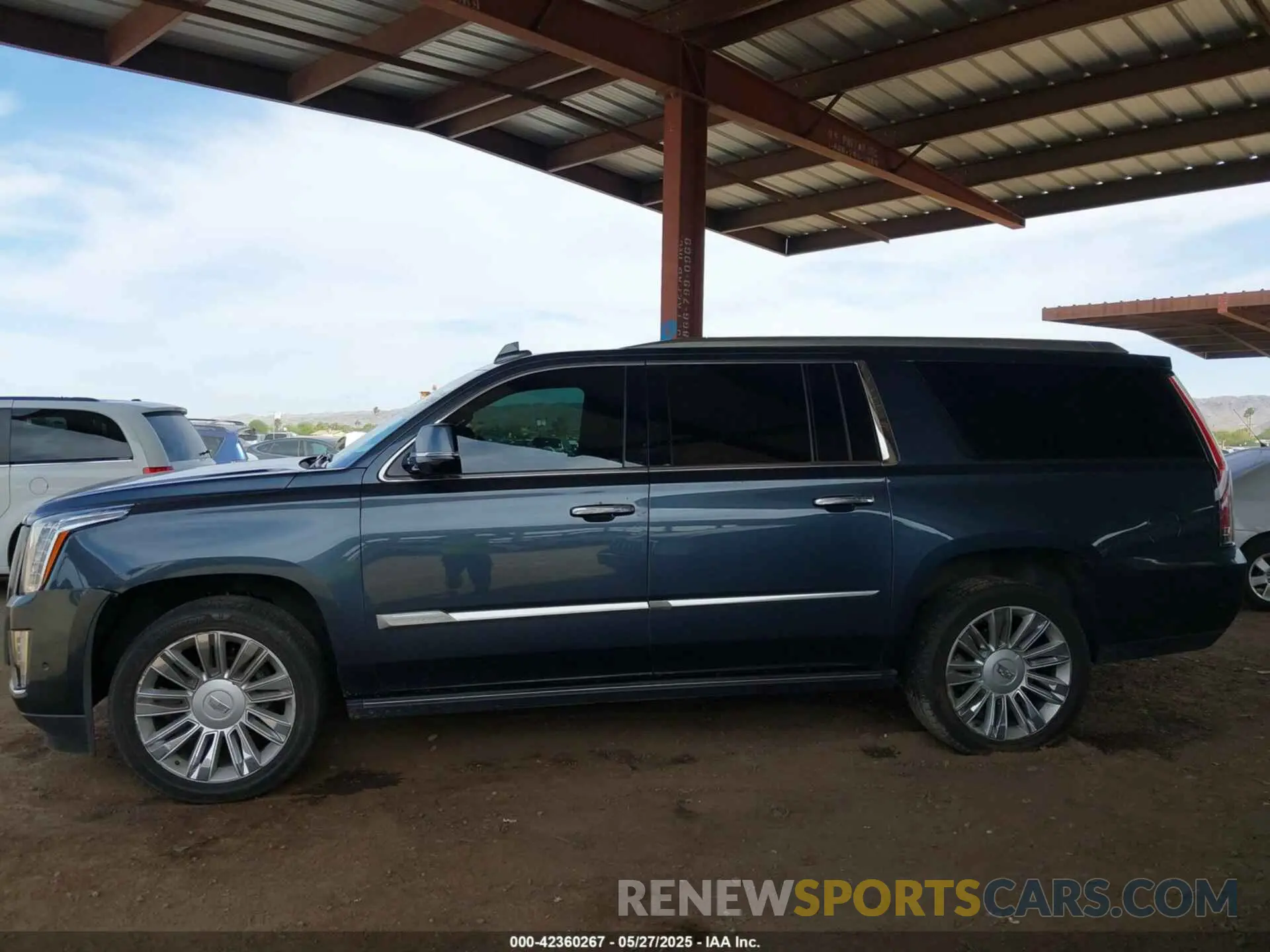 14 Photograph of a damaged car 1GYS4KKJ5KR194810 CADILLAC ESCALADE ESV 2019