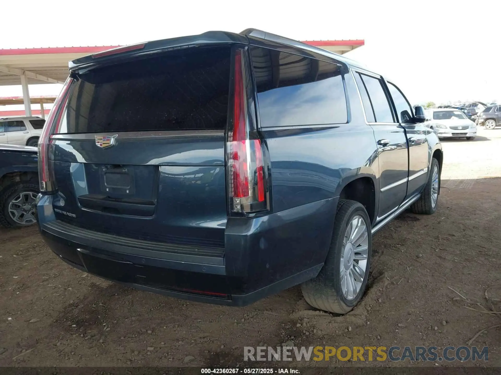4 Photograph of a damaged car 1GYS4KKJ5KR194810 CADILLAC ESCALADE ESV 2019
