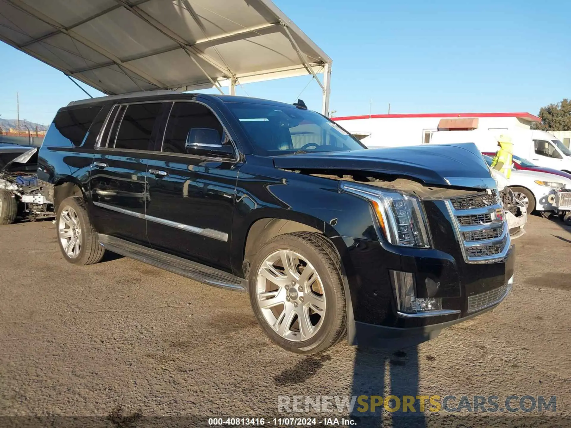 1 Photograph of a damaged car 1GYS4HKJ3LR181834 CADILLAC ESCALADE ESV 2020