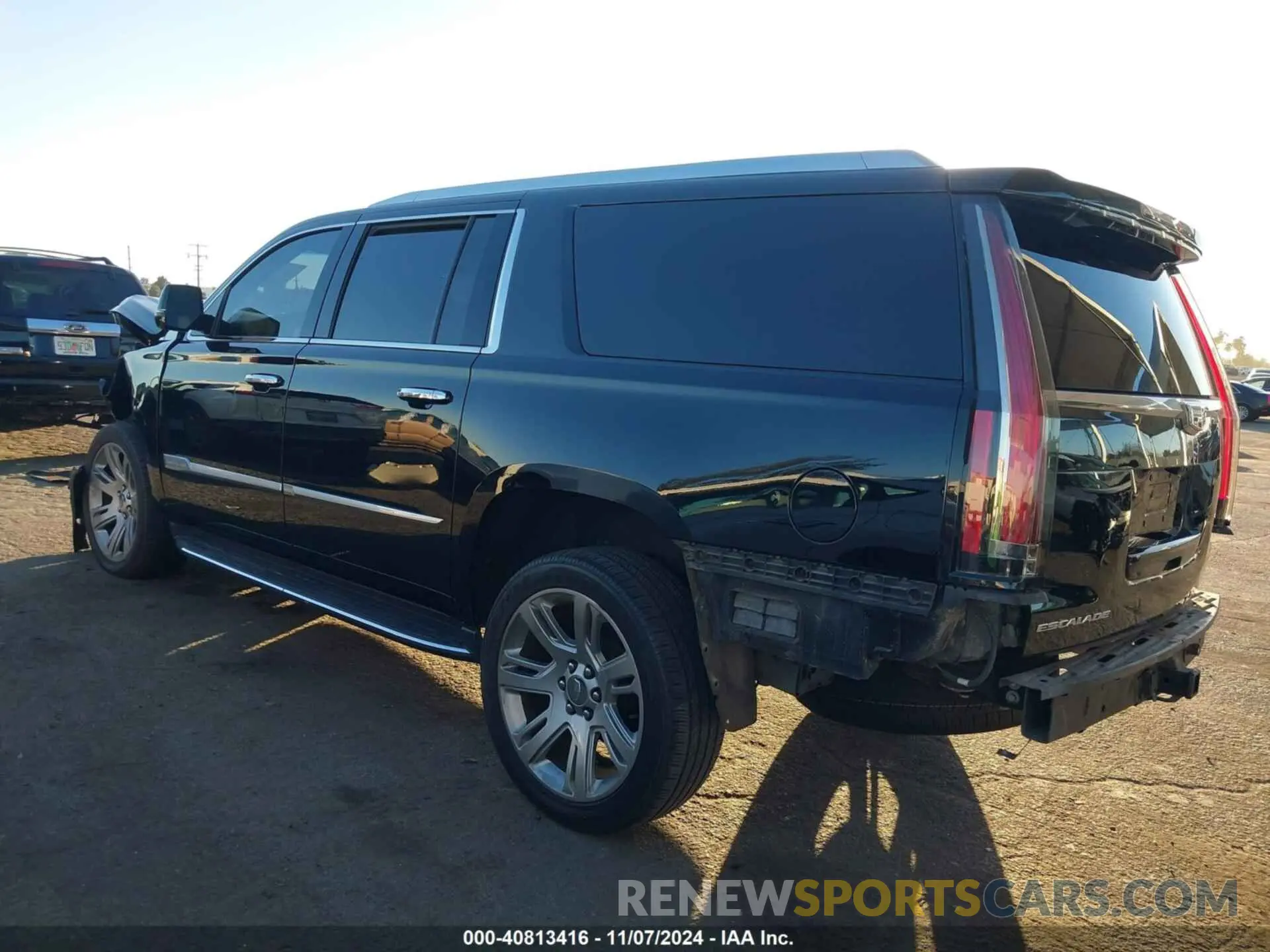 3 Photograph of a damaged car 1GYS4HKJ3LR181834 CADILLAC ESCALADE ESV 2020