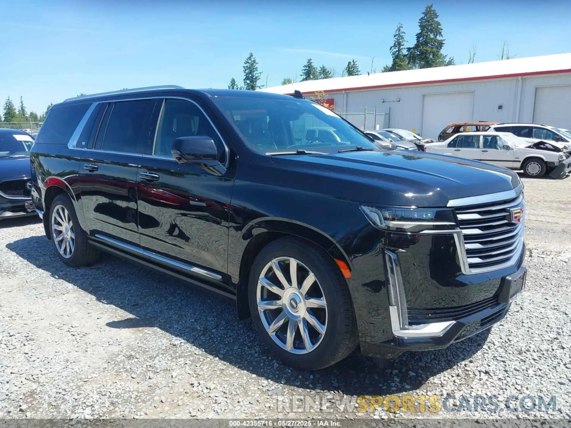1 Photograph of a damaged car 1GYS3MKL8MR300346 CADILLAC ESCALADE ESV 2021