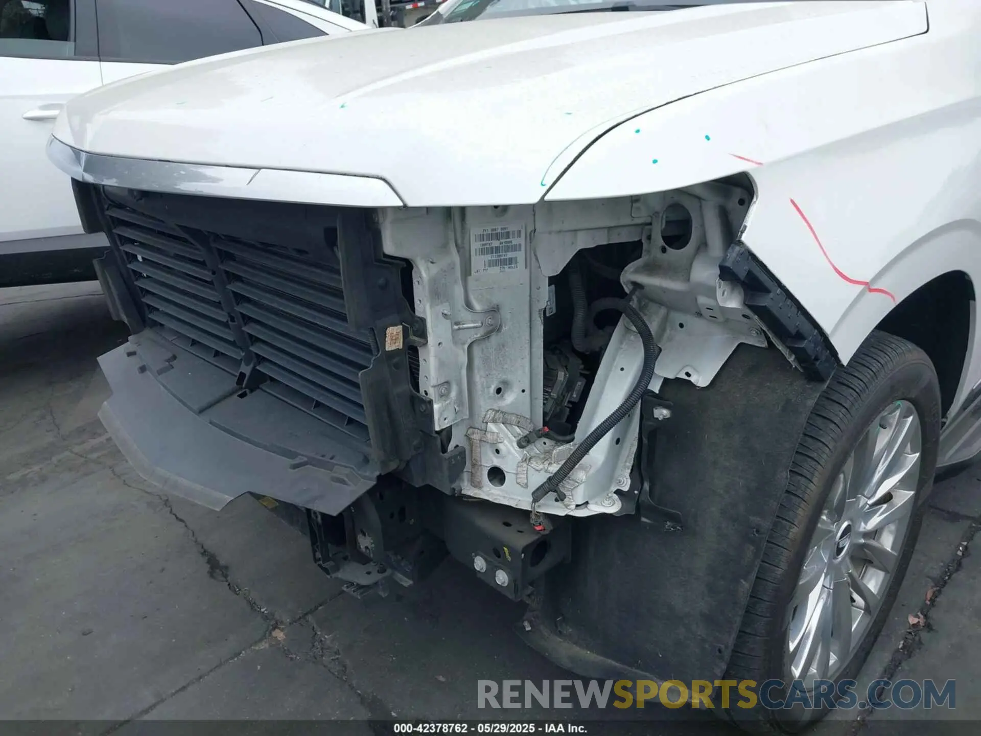 18 Photograph of a damaged car 1GYS4KKL5MR394378 CADILLAC ESCALADE ESV 2021