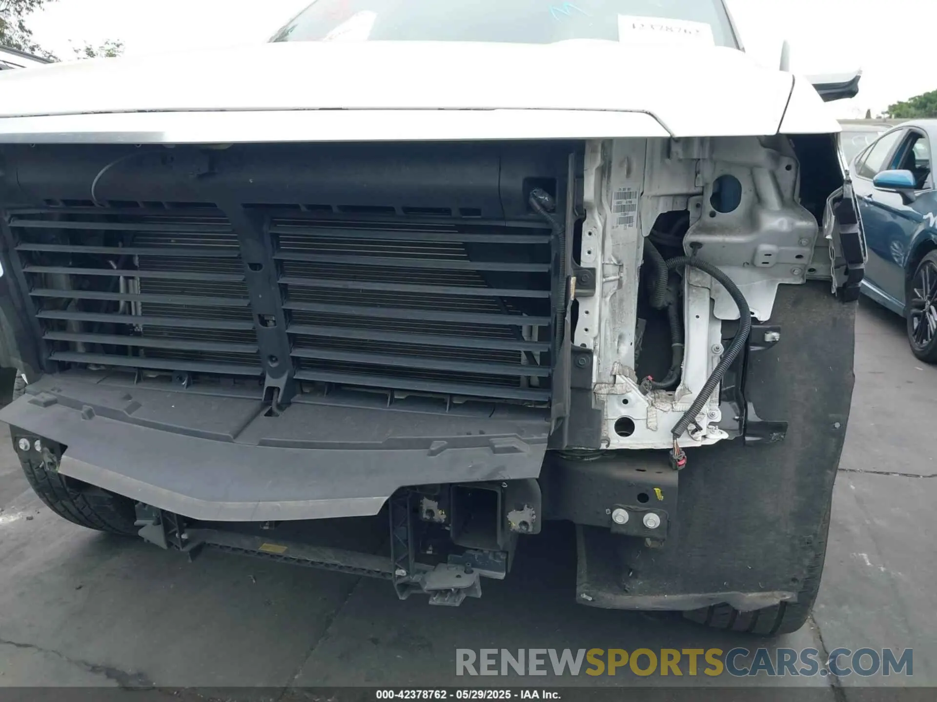 19 Photograph of a damaged car 1GYS4KKL5MR394378 CADILLAC ESCALADE ESV 2021