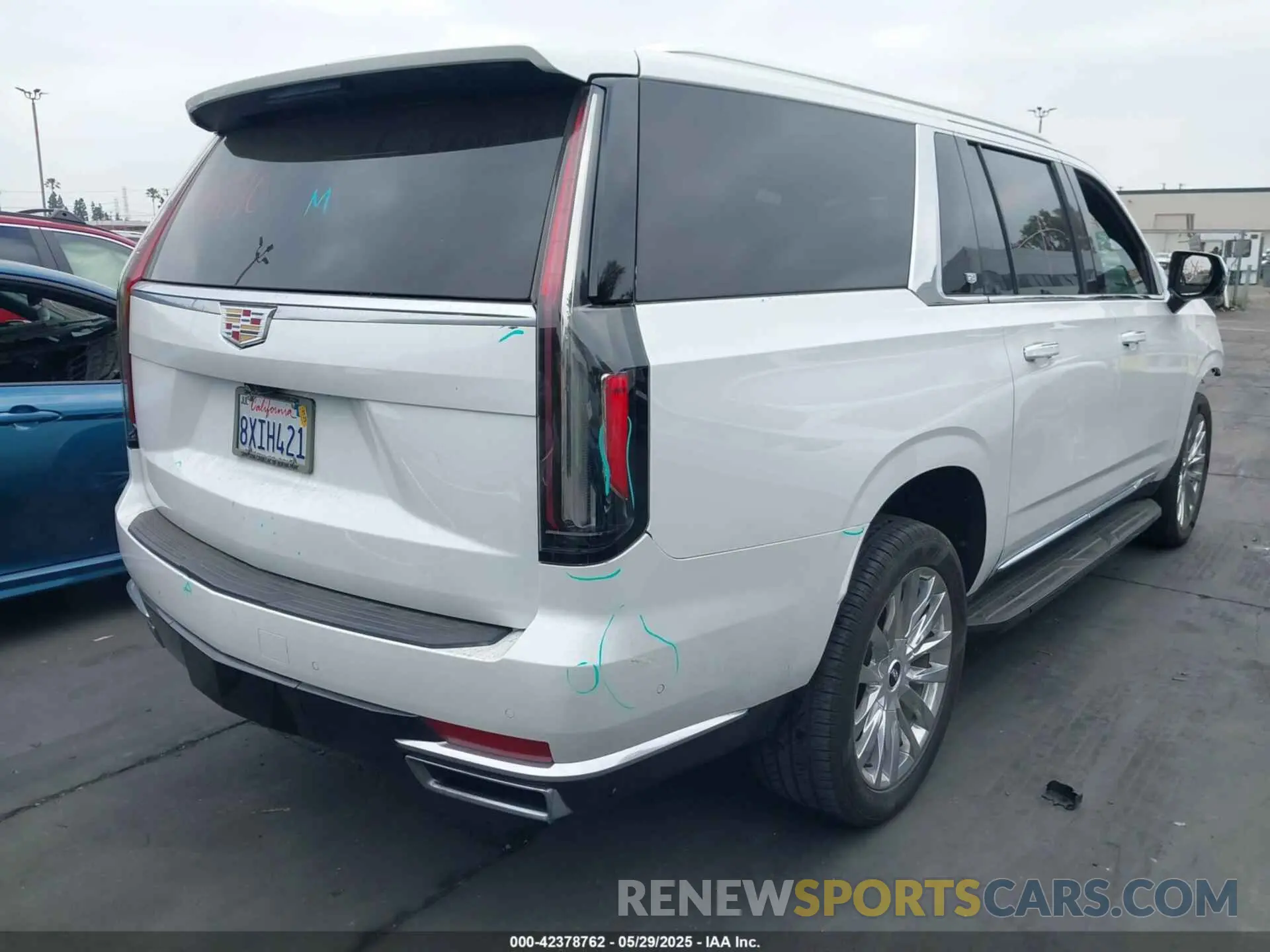 4 Photograph of a damaged car 1GYS4KKL5MR394378 CADILLAC ESCALADE ESV 2021