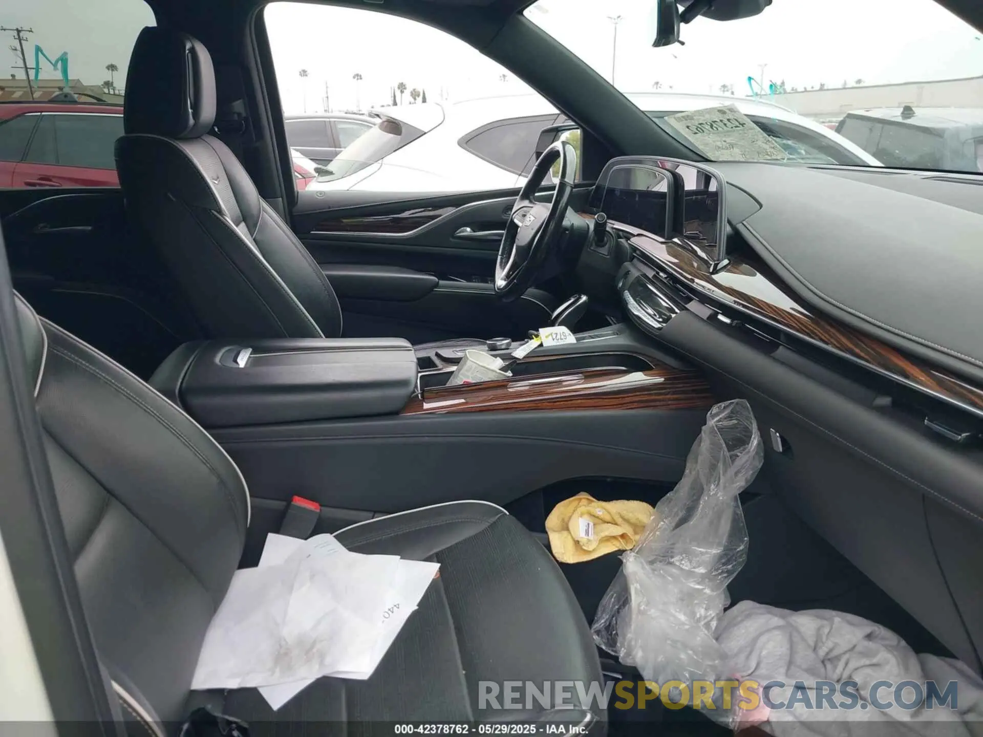 5 Photograph of a damaged car 1GYS4KKL5MR394378 CADILLAC ESCALADE ESV 2021