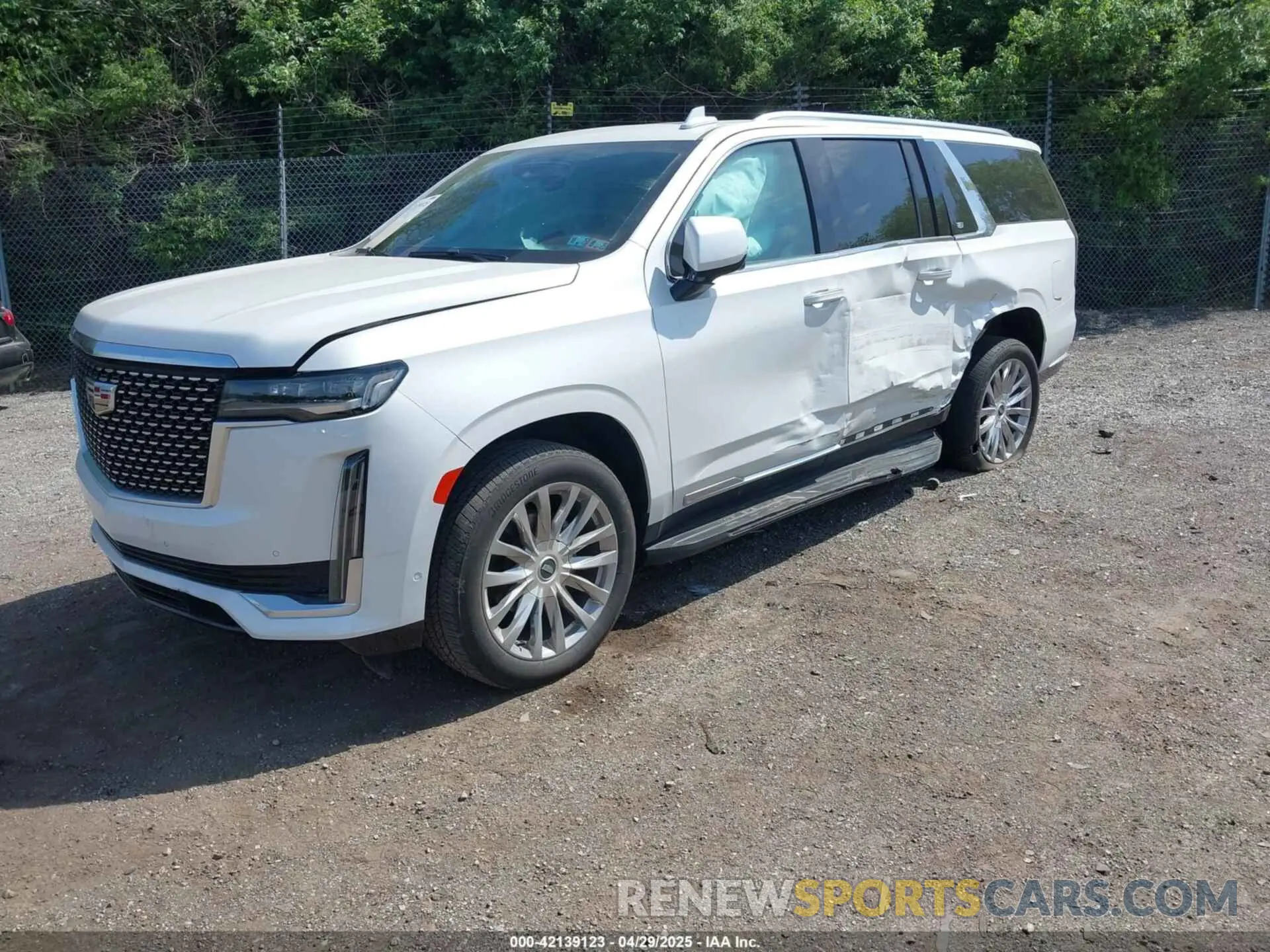 2 Photograph of a damaged car 1GYS4KKLXMR431568 CADILLAC ESCALADE ESV 2021