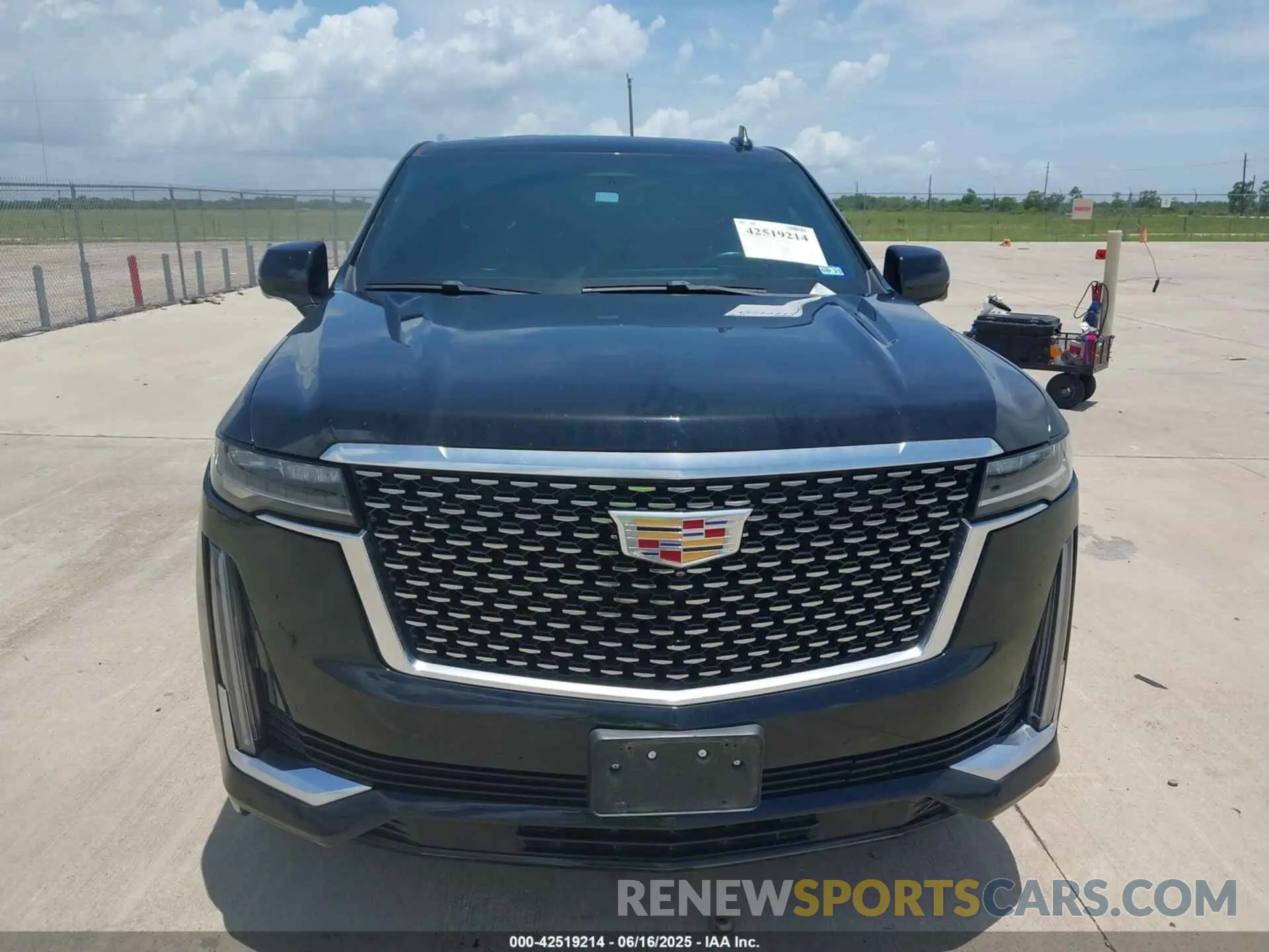 12 Photograph of a damaged car 1GYS4LKL8MR330583 CADILLAC ESCALADE ESV 2021