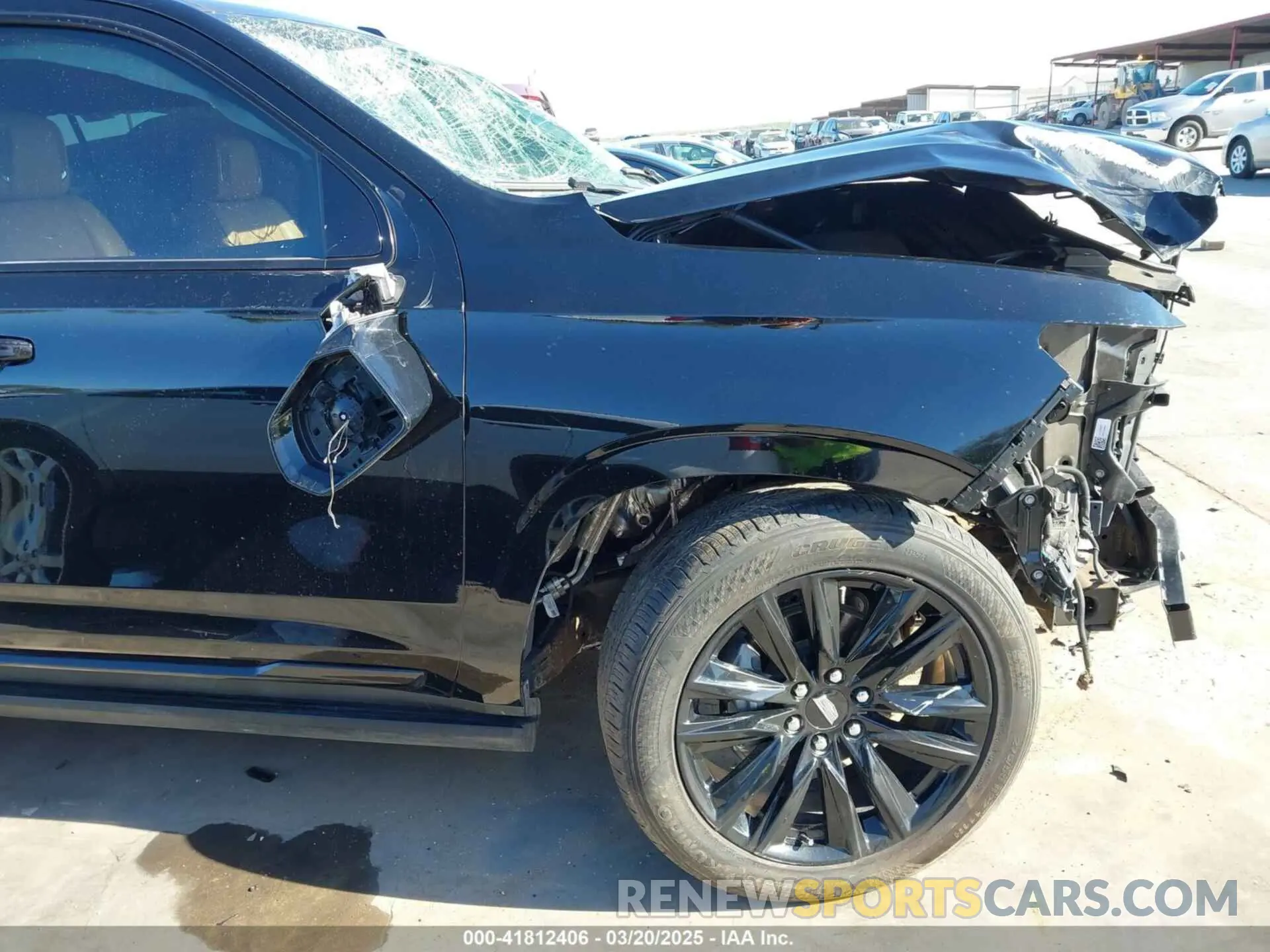 18 Photograph of a damaged car 1GYS4PKL3MR341773 CADILLAC ESCALADE ESV 2021