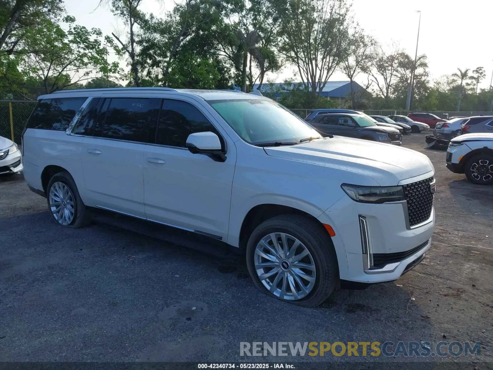 1 Photograph of a damaged car 1GYS3JKLXPR558662 CADILLAC ESCALADE ESV 2023