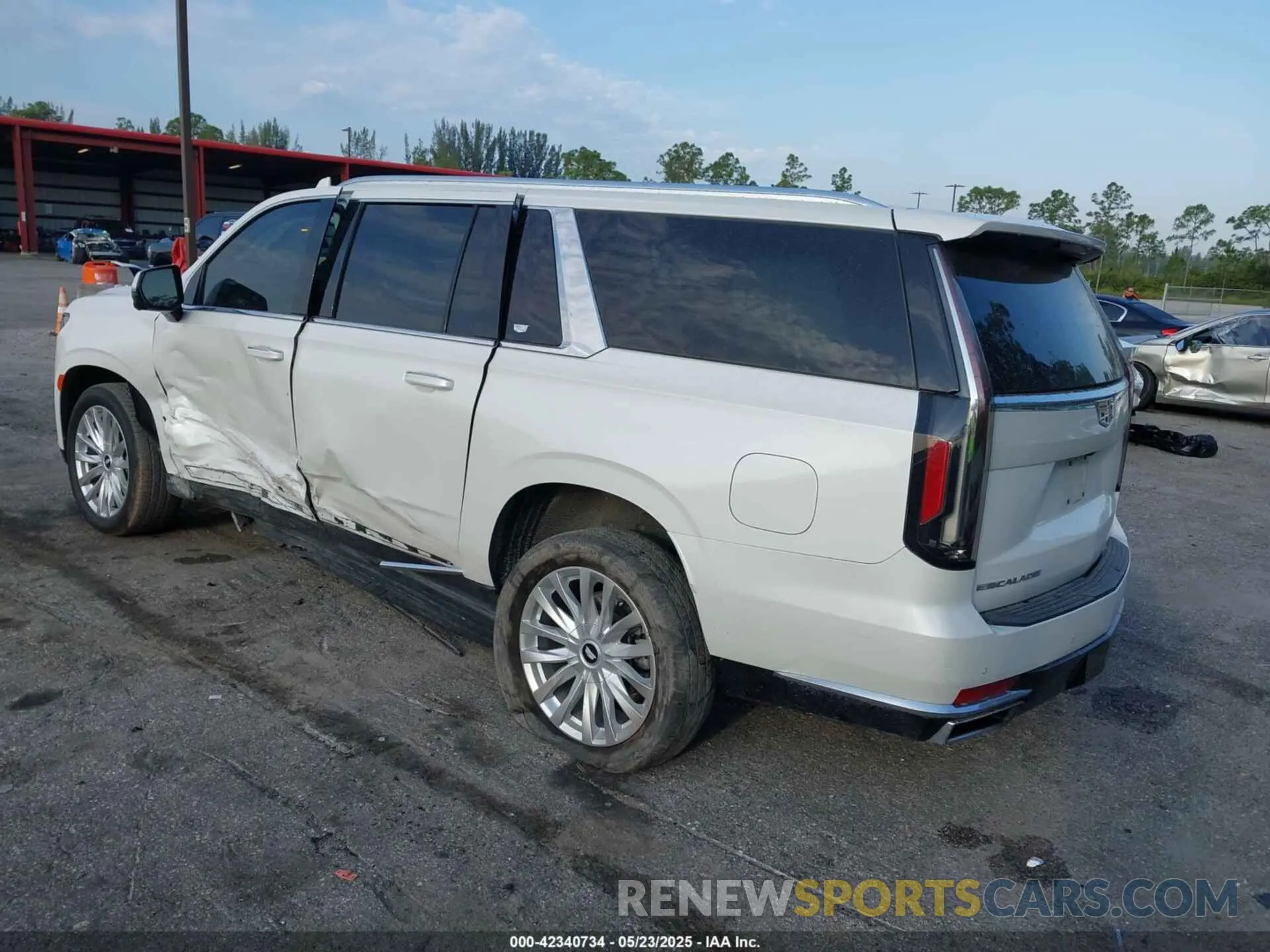 3 Photograph of a damaged car 1GYS3JKLXPR558662 CADILLAC ESCALADE ESV 2023