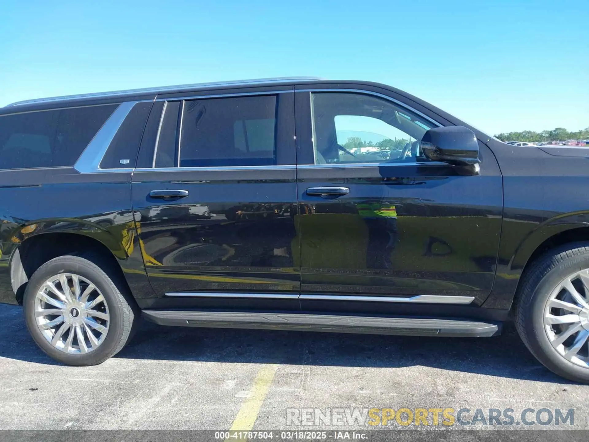 13 Photograph of a damaged car 1GYS3KKL5PR375398 CADILLAC ESCALADE ESV 2023