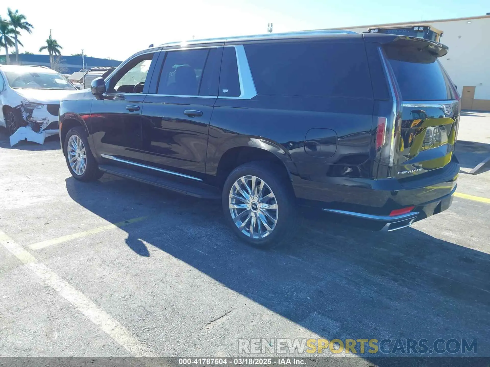 3 Photograph of a damaged car 1GYS3KKL5PR375398 CADILLAC ESCALADE ESV 2023