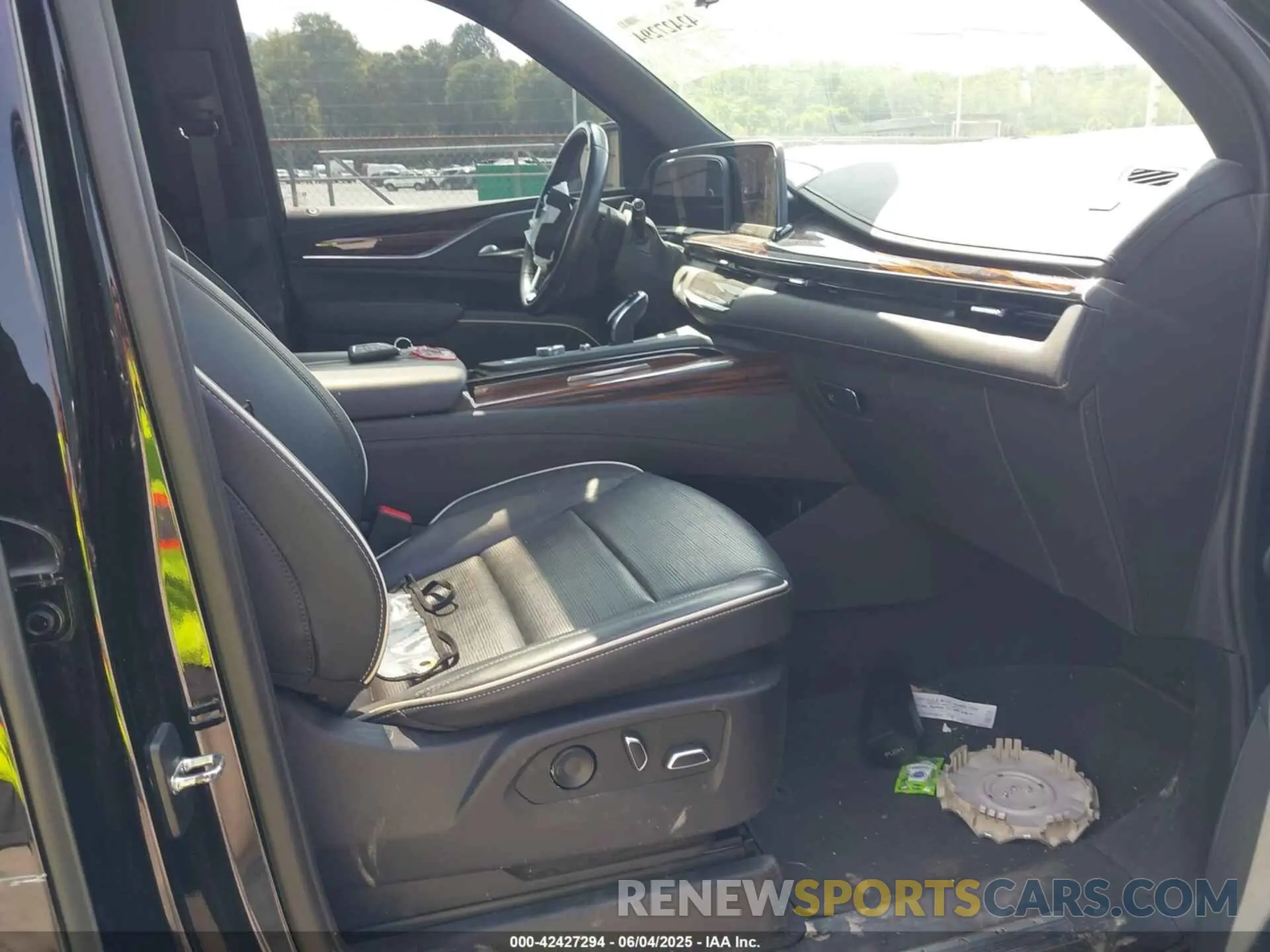 5 Photograph of a damaged car 1GYS4KKL7PR208747 CADILLAC ESCALADE ESV 2023