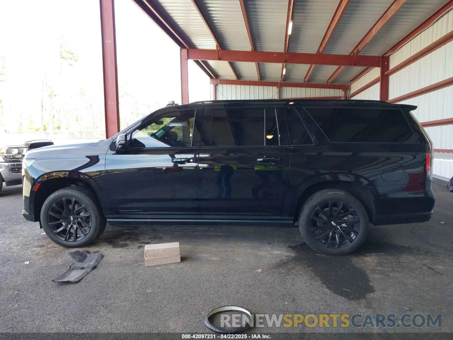 14 Photograph of a damaged car 1GYS4RKL8PR219829 CADILLAC ESCALADE ESV 2023