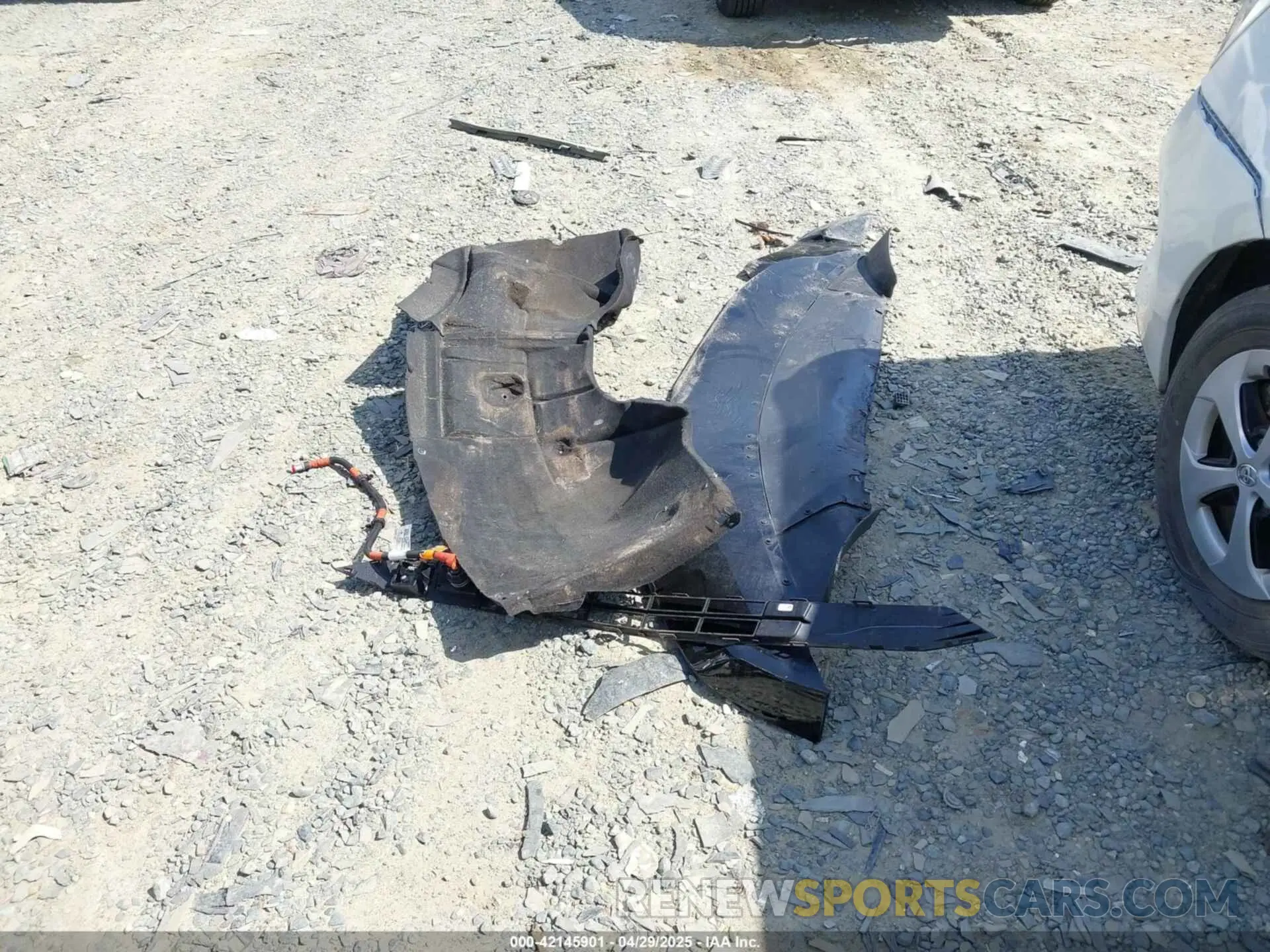 11 Photograph of a damaged car 1GYS4JKT9RR100899 CADILLAC ESCALADE ESV 2024