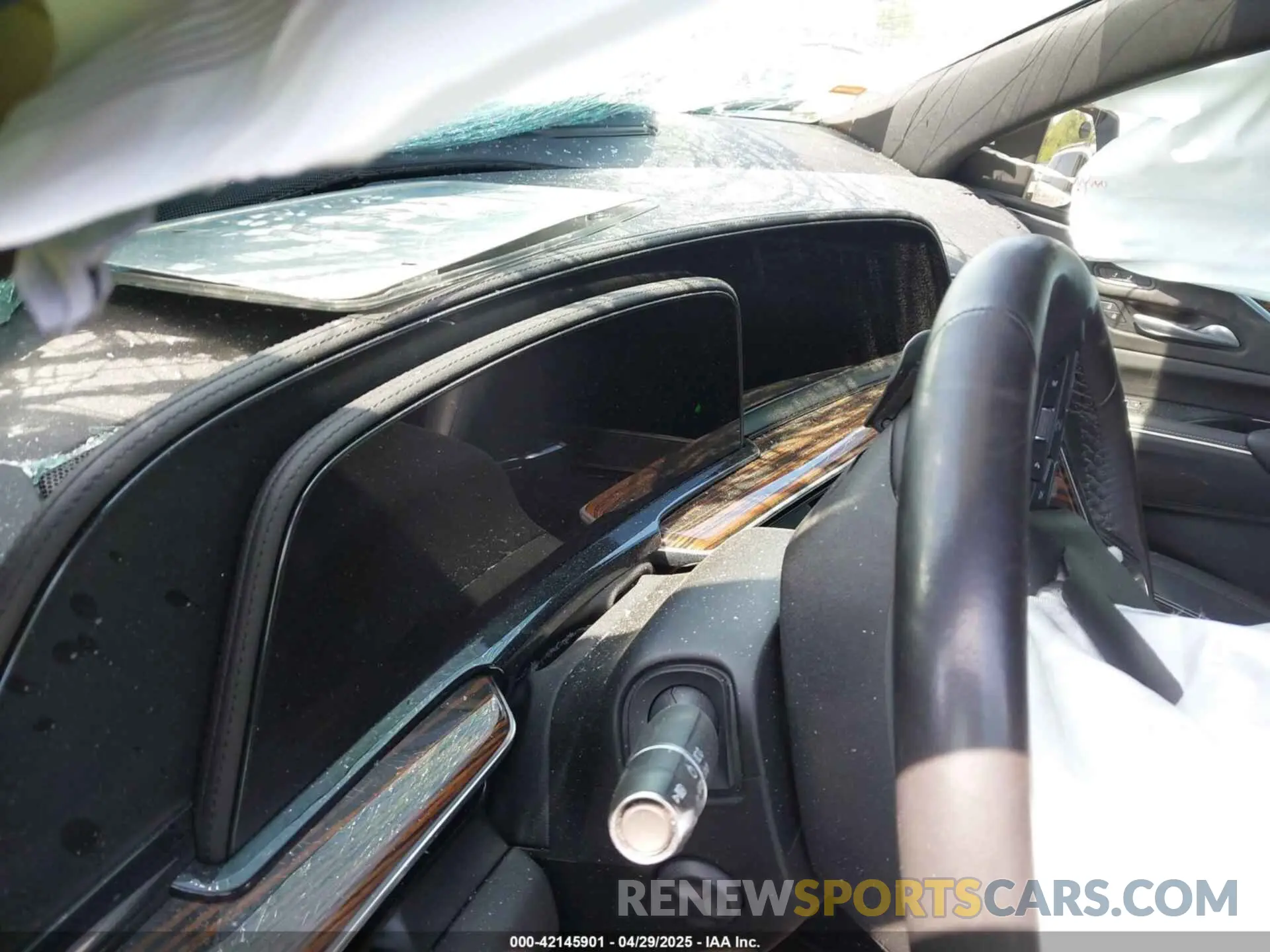 15 Photograph of a damaged car 1GYS4JKT9RR100899 CADILLAC ESCALADE ESV 2024