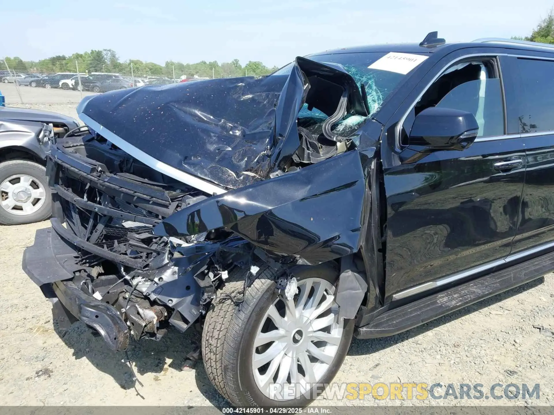 6 Photograph of a damaged car 1GYS4JKT9RR100899 CADILLAC ESCALADE ESV 2024