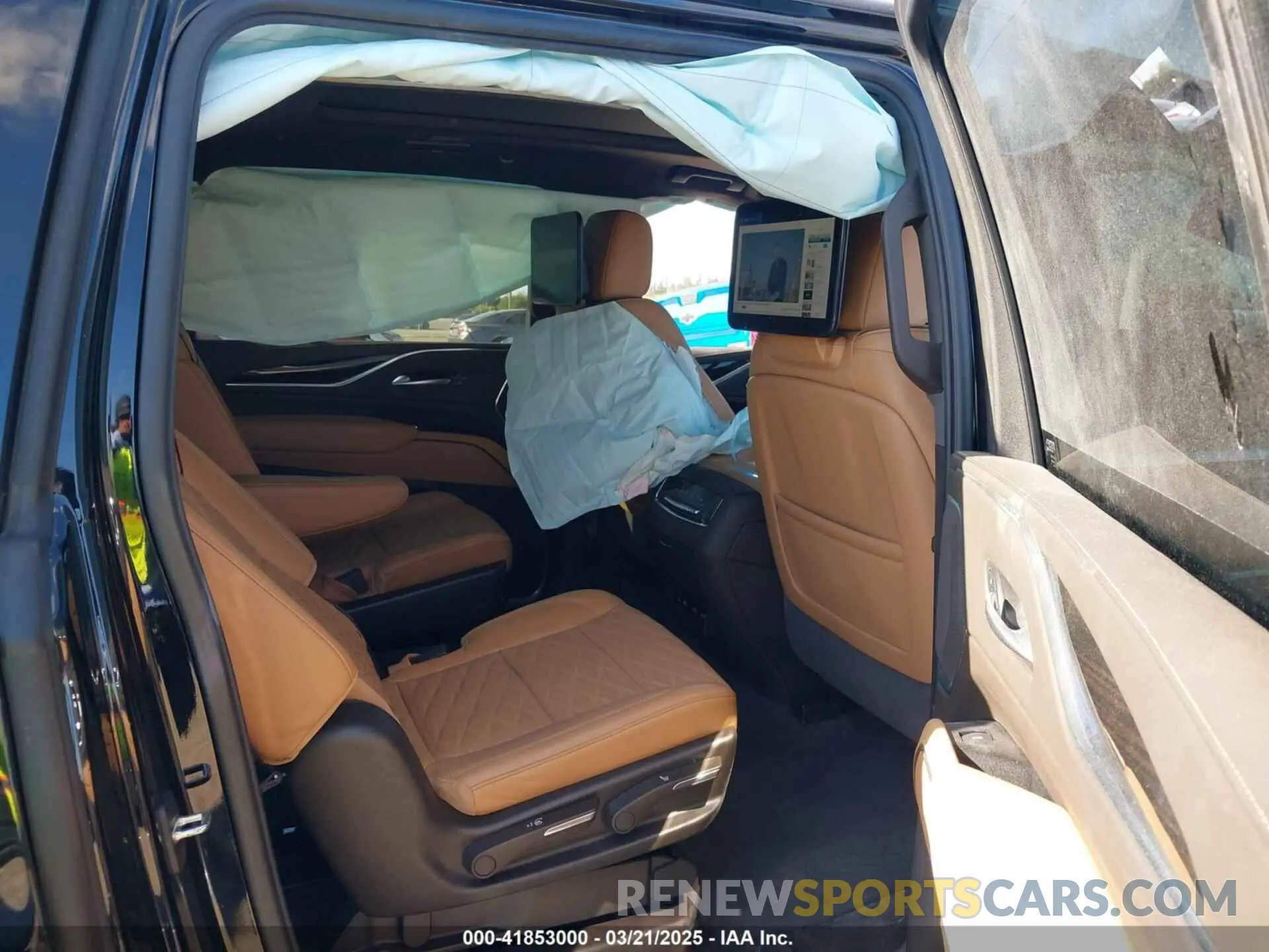 8 Photograph of a damaged car 1GYS4LKT5RR344092 CADILLAC ESCALADE ESV 2024