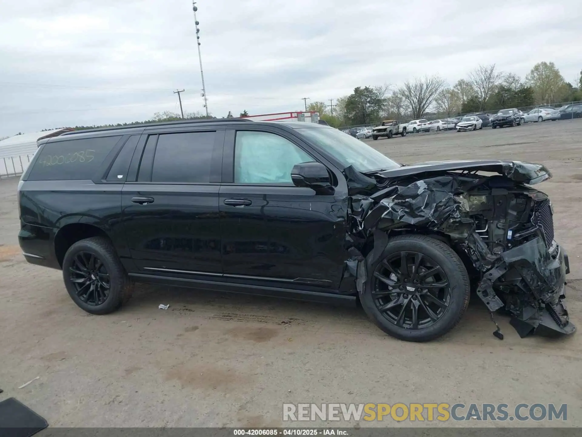 13 Photograph of a damaged car 1GYS4PKL8RR380625 CADILLAC ESCALADE ESV 2024