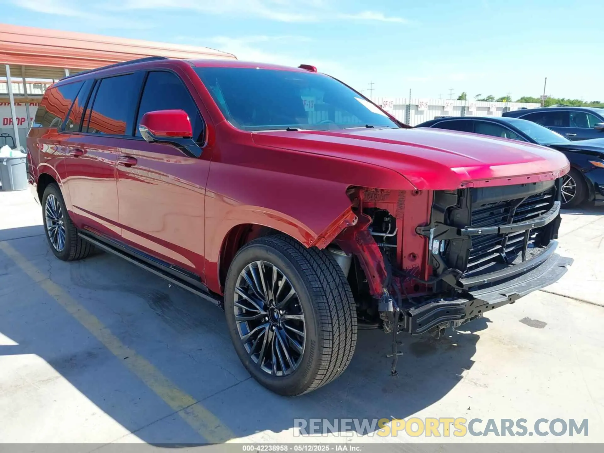 1 Photograph of a damaged car 1GYS8RRL3SR105112 CADILLAC ESCALADE ESV 2025