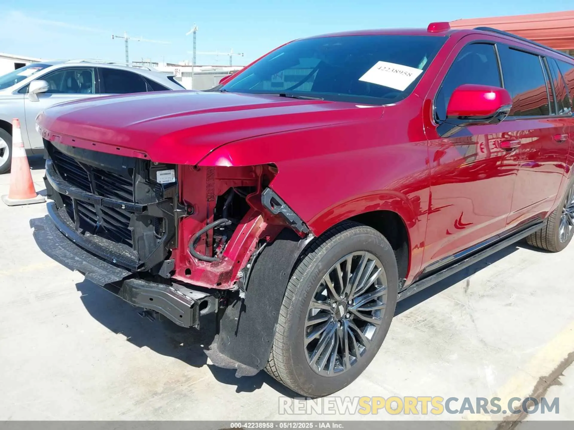6 Photograph of a damaged car 1GYS8RRL3SR105112 CADILLAC ESCALADE ESV 2025