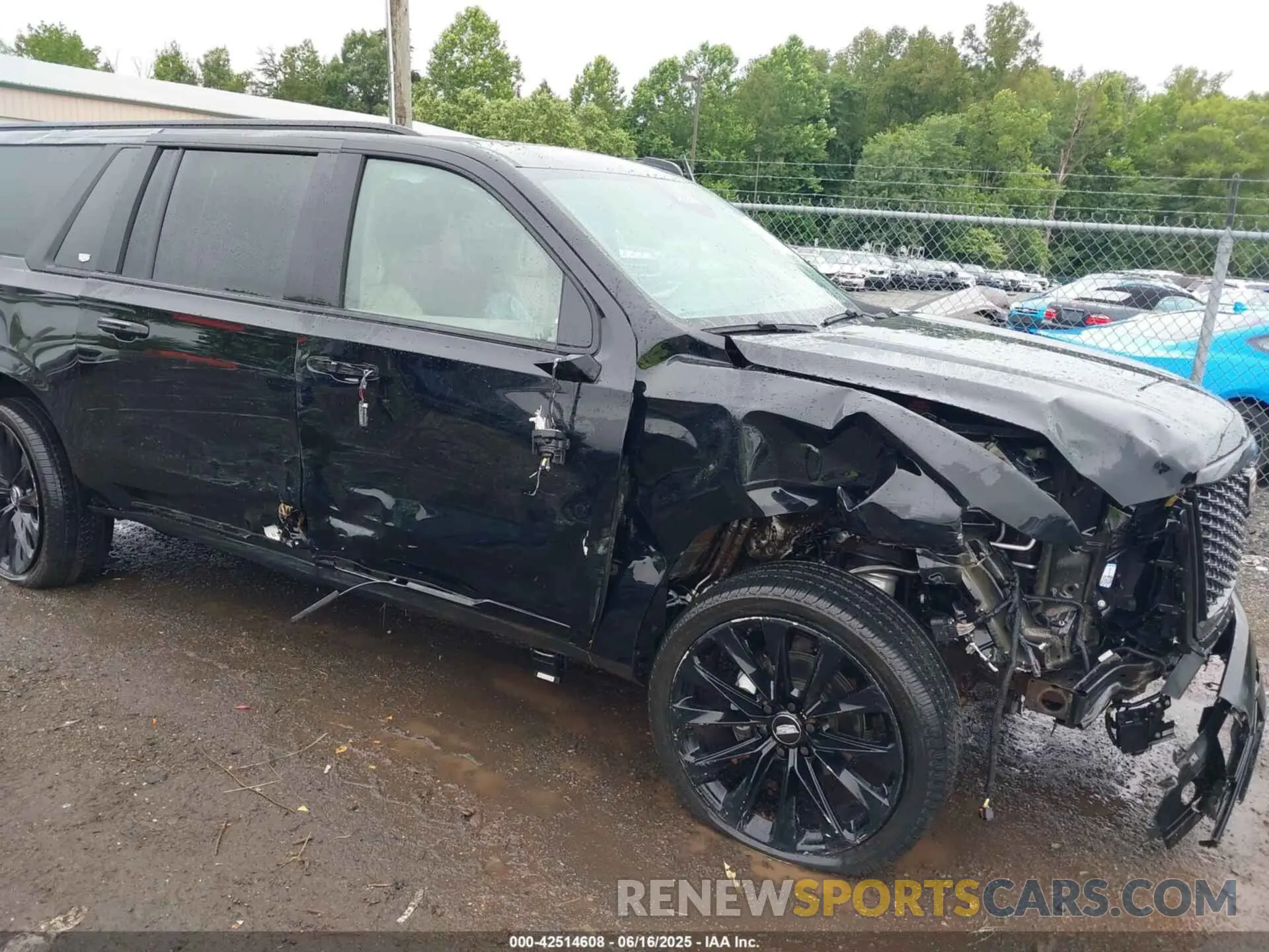 6 Photograph of a damaged car 1GYS9RRL8SR296118 CADILLAC ESCALADE ESV 2025