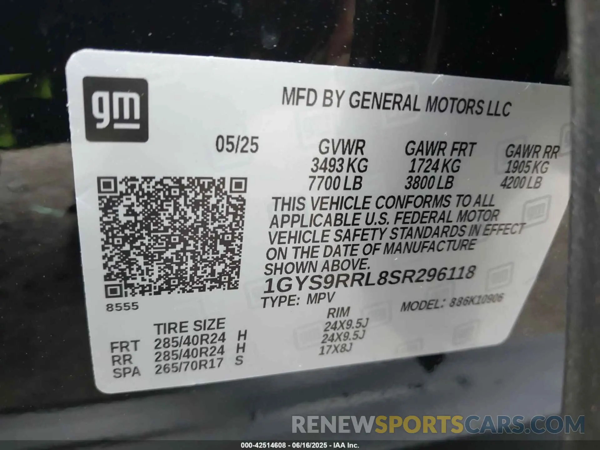 9 Photograph of a damaged car 1GYS9RRL8SR296118 CADILLAC ESCALADE ESV 2025