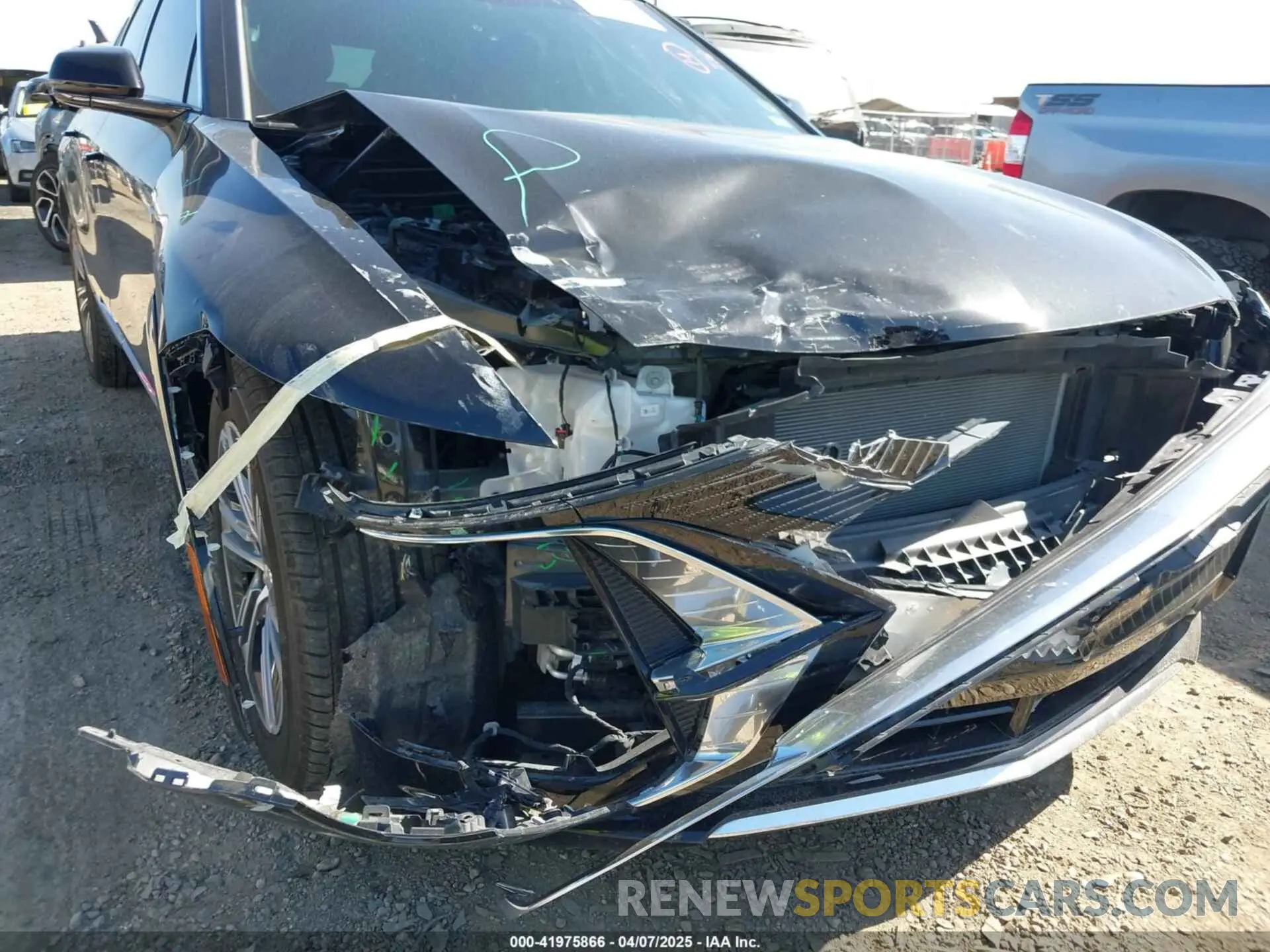 19 Photograph of a damaged car 1GYKPPRK9RZ101820 CADILLAC LYRIQ 2024