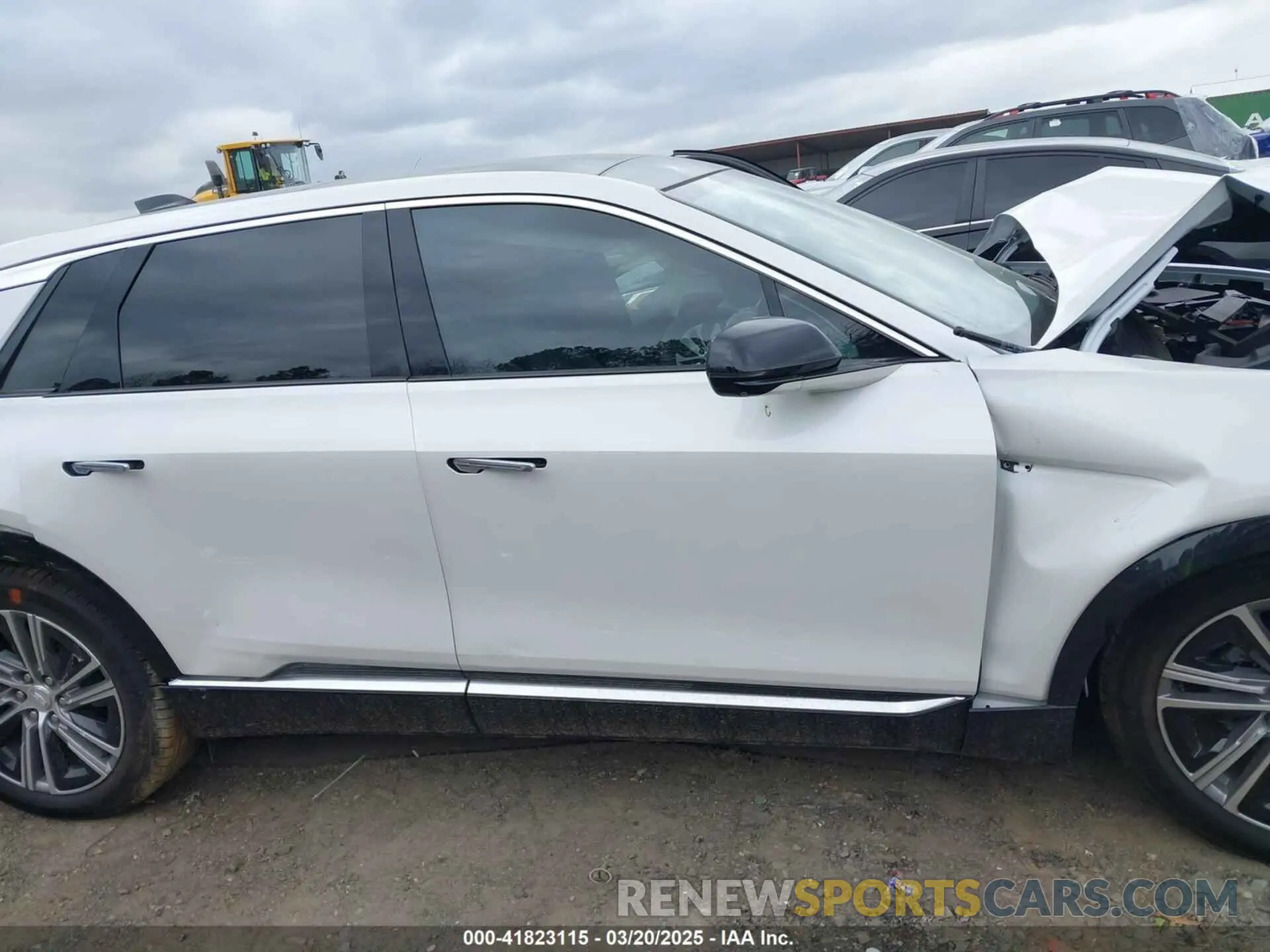 13 Photograph of a damaged car 1GYKPRRK7RZ116943 CADILLAC LYRIQ 2024
