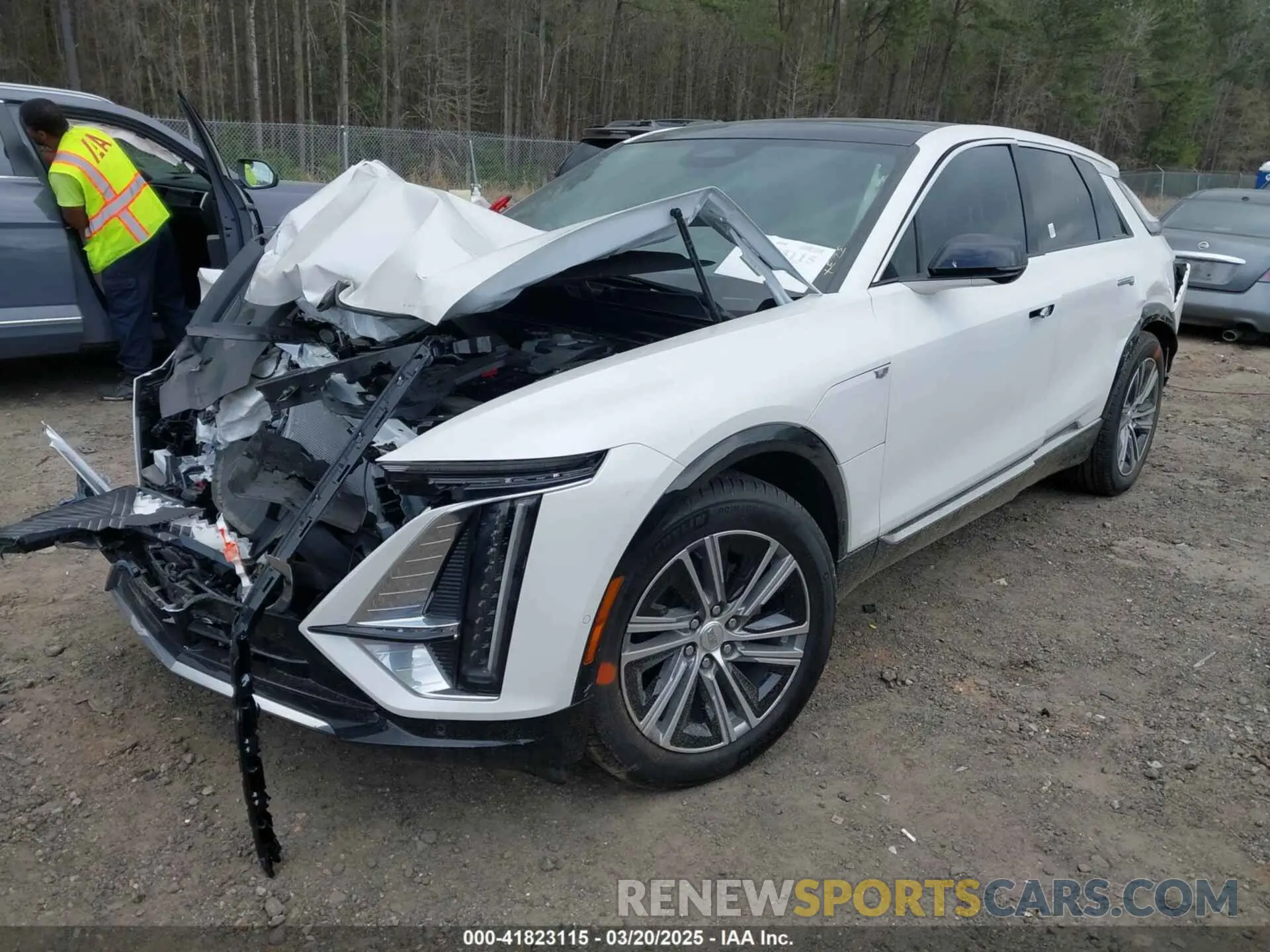2 Photograph of a damaged car 1GYKPRRK7RZ116943 CADILLAC LYRIQ 2024
