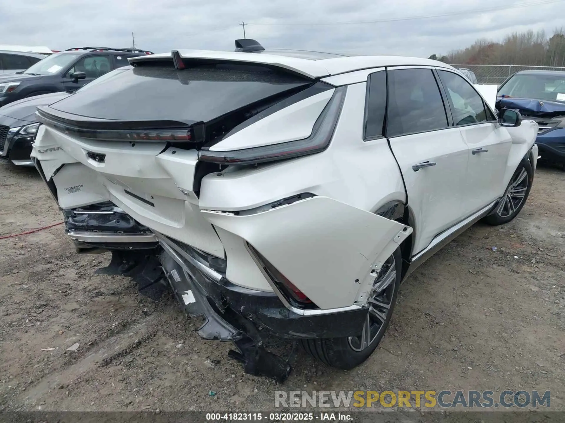 4 Photograph of a damaged car 1GYKPRRK7RZ116943 CADILLAC LYRIQ 2024
