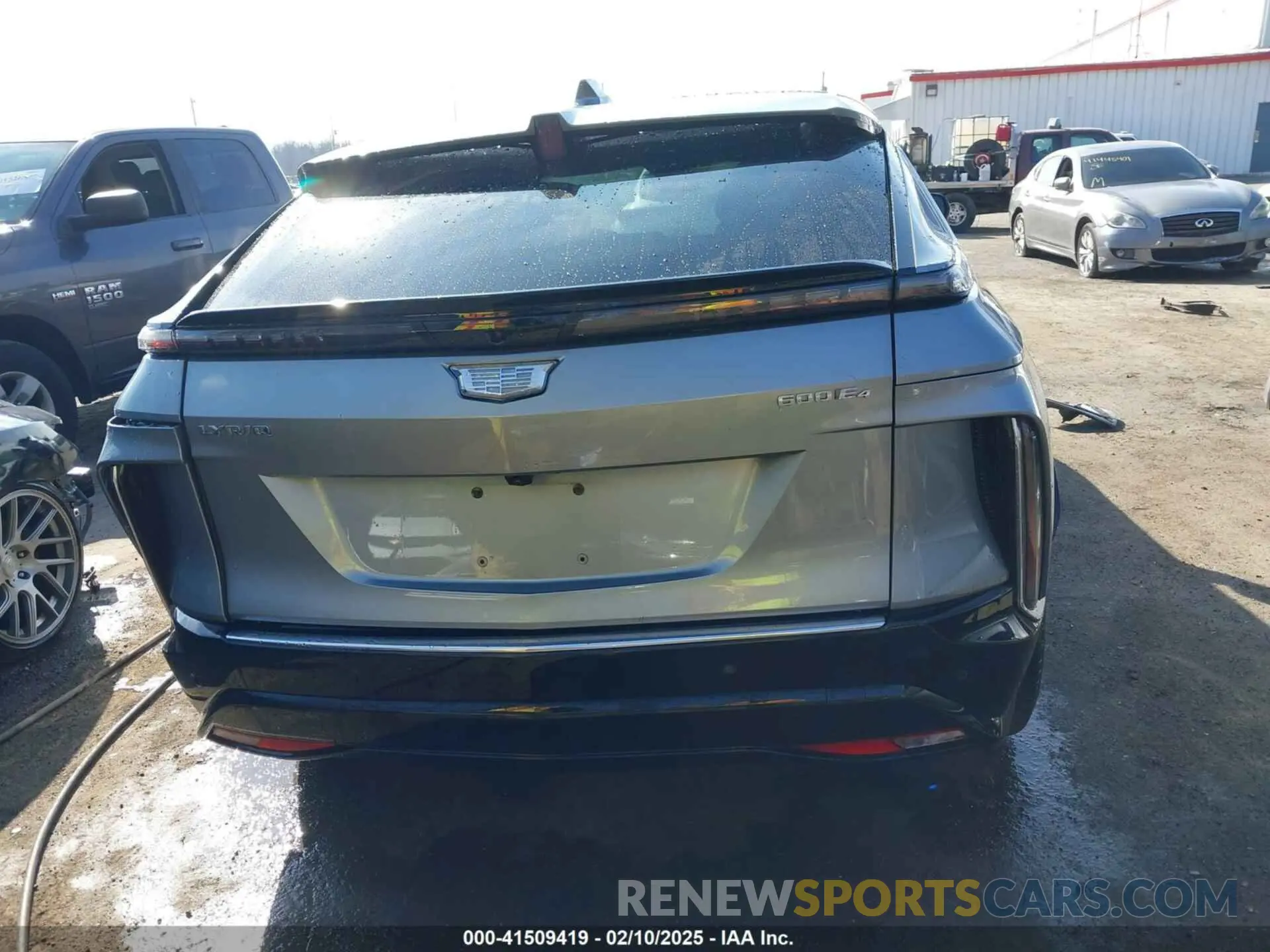 16 Photograph of a damaged car 1GYKPSRL3RZ107978 CADILLAC LYRIQ 2024