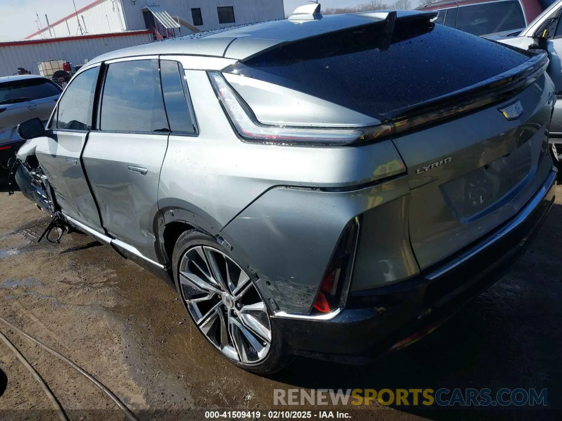 3 Photograph of a damaged car 1GYKPSRL3RZ107978 CADILLAC LYRIQ 2024