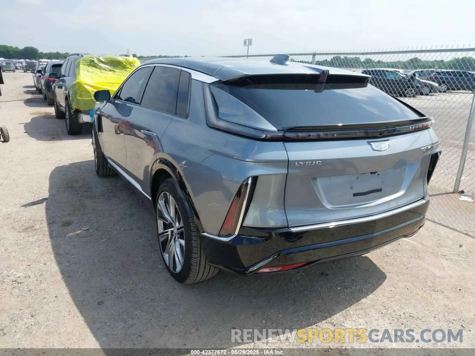 3 Photograph of a damaged car 1GYKPSRLXRZ120713 CADILLAC LYRIQ 2024