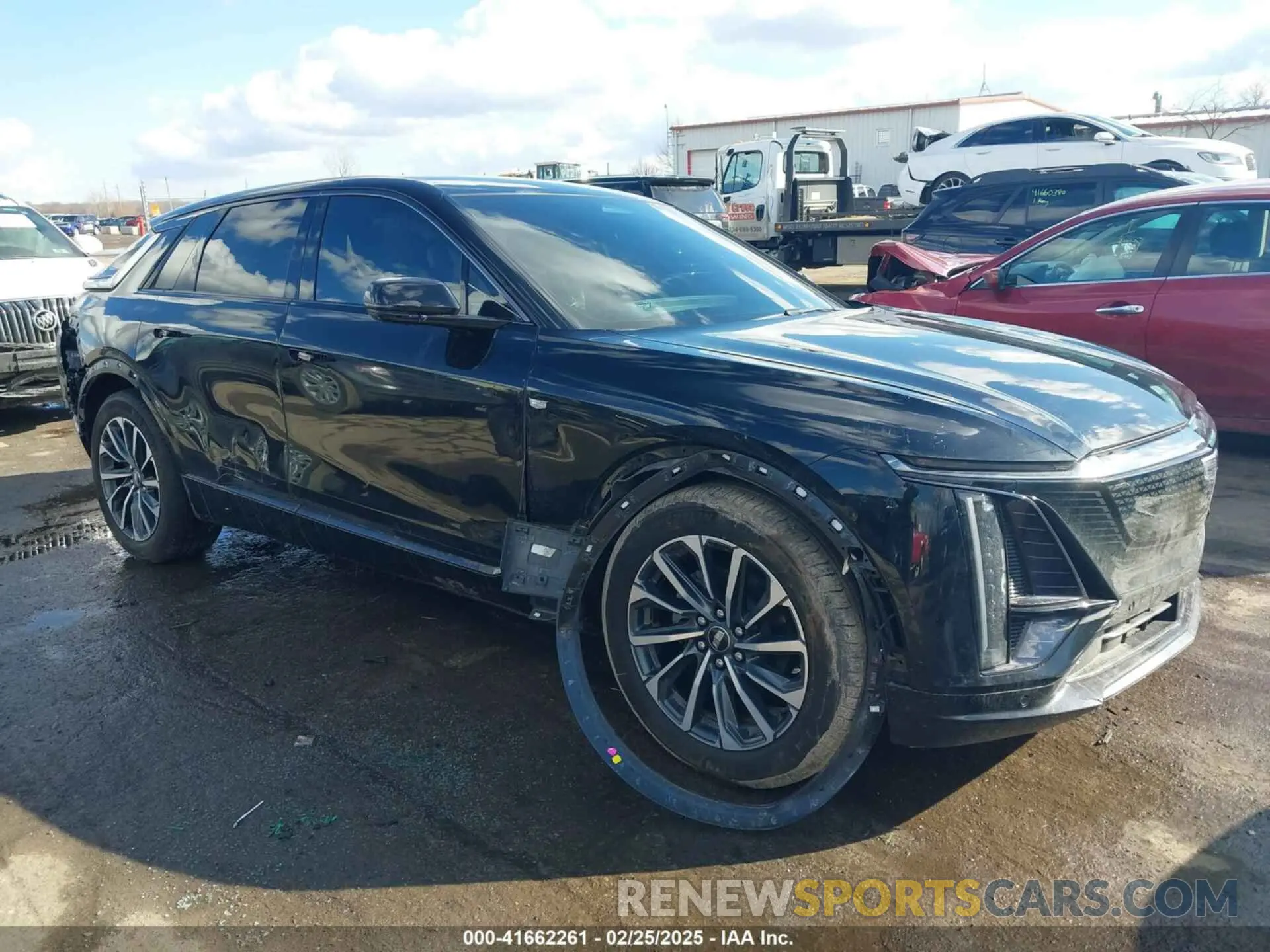 1 Photograph of a damaged car 1GYKPVRL9RZ111390 CADILLAC LYRIQ 2024