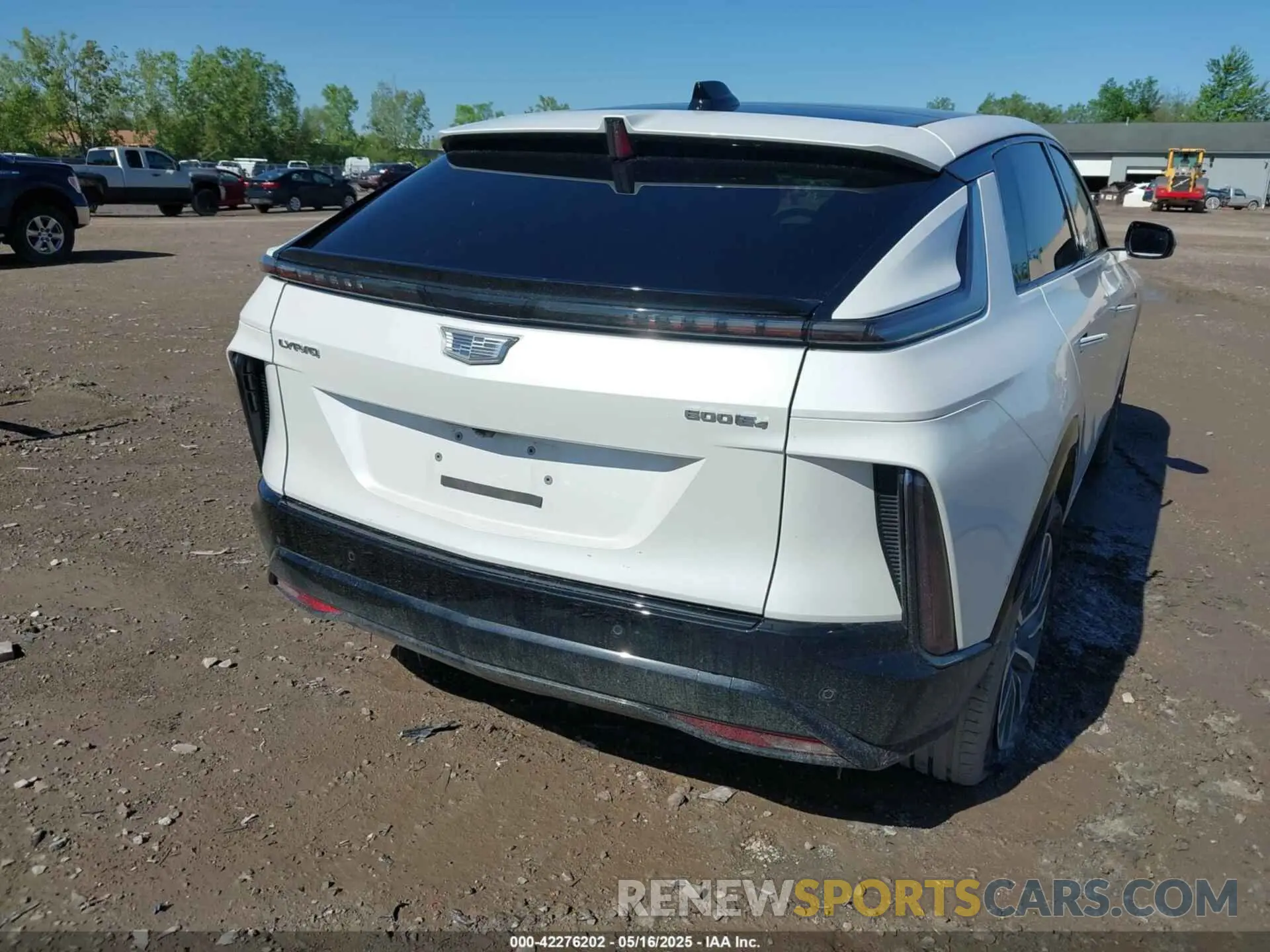 4 Photograph of a damaged car 1GYKPVRLXRZ111768 CADILLAC LYRIQ 2024