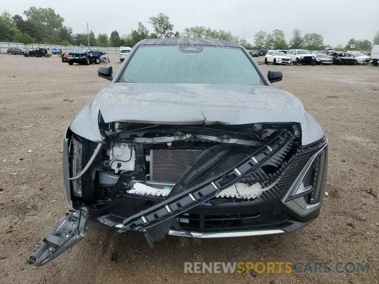 5 Photograph of a damaged car 1GYKPPRL2RZ109539 CADILLAC LYRIQ LUXU 2024