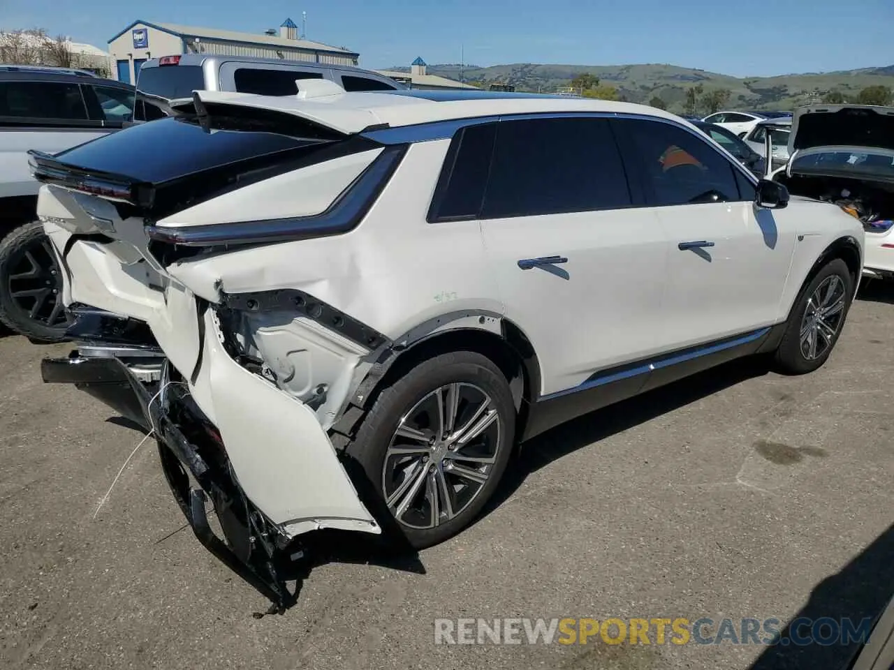 3 Photograph of a damaged car 1GYKPSRL9RZ120878 CADILLAC LYRIQ LUXU 2024